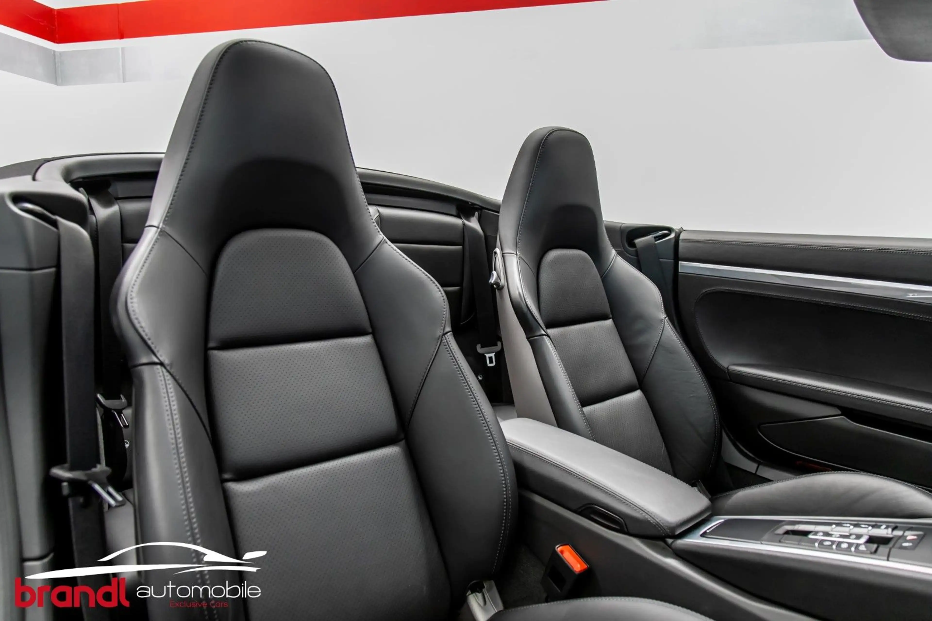 Porsche 991 .2 Carrera Cabrio /DE / Sport AGA / Vollleder — photo 22