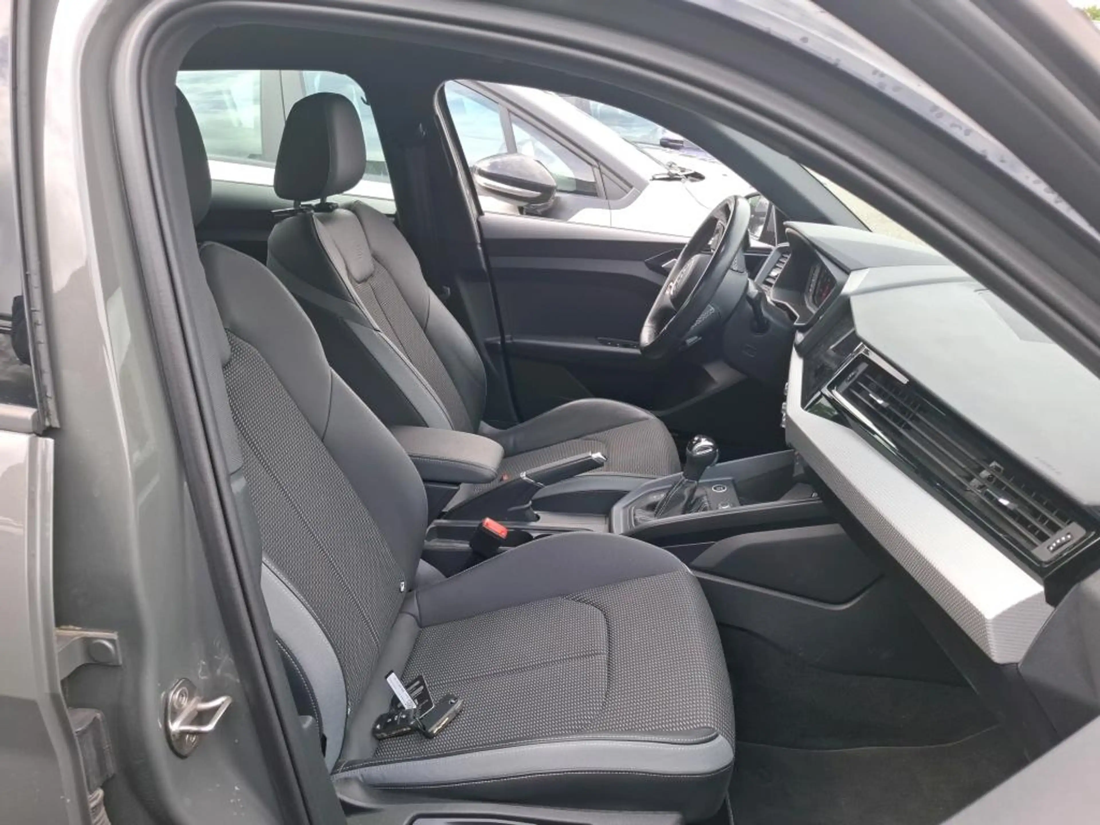 Audi A1 35 Sportback S line 1.5 TFSI*SONOS*KAMERA* — photo 4