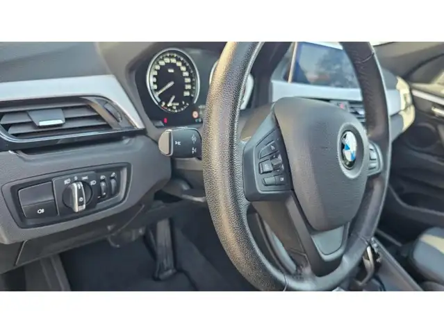 BMW X1 view 6