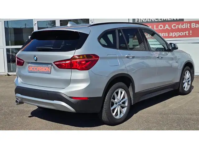 BMW X1 view 3