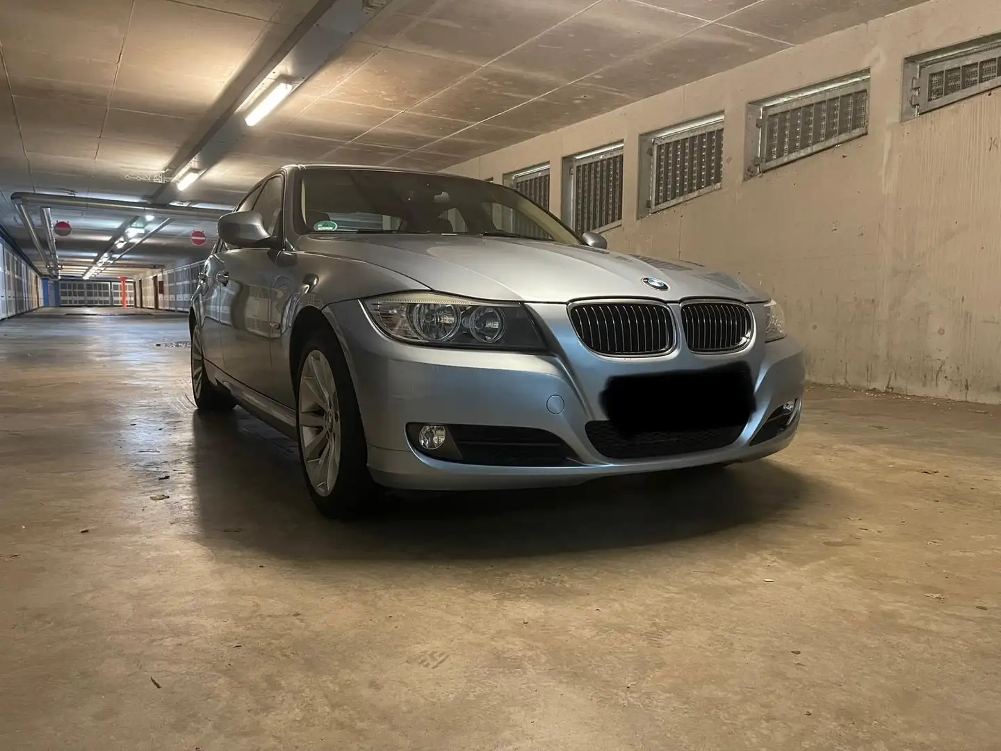 BMW 325 Bmw 325i e90 1.Hand Renterfahrzeug/ Scheckheftgepf Azul - 1