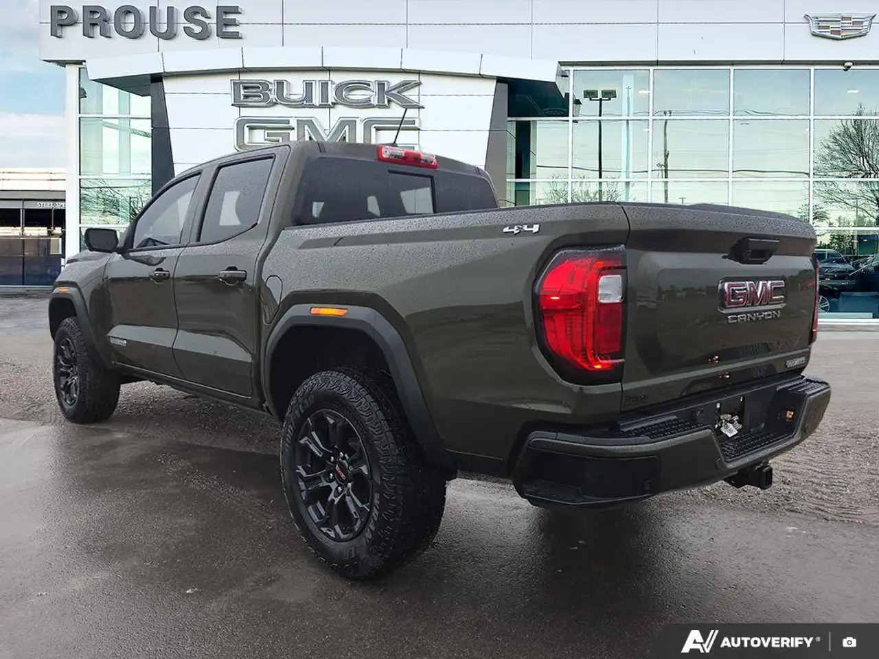 GMC Canyon снимка GMC Canyon