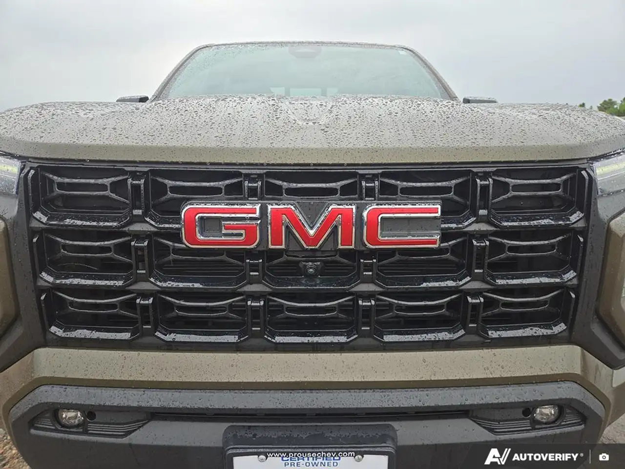 GMC Canyon снимка GMC Canyon