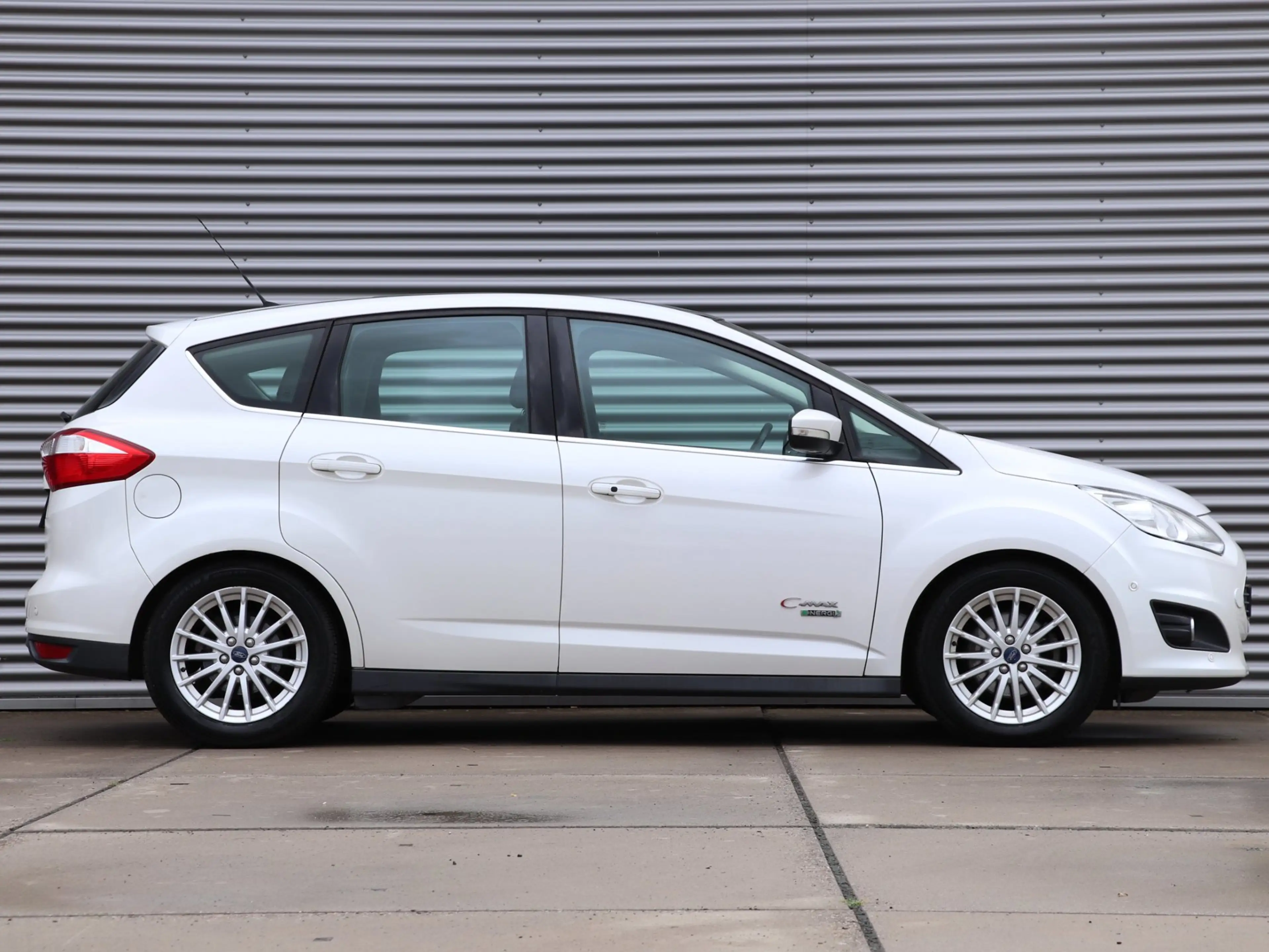 Ford C-Max 2.0 Plug-in Hybrid Titanium Plus *Panodak*Leder* — photo 7