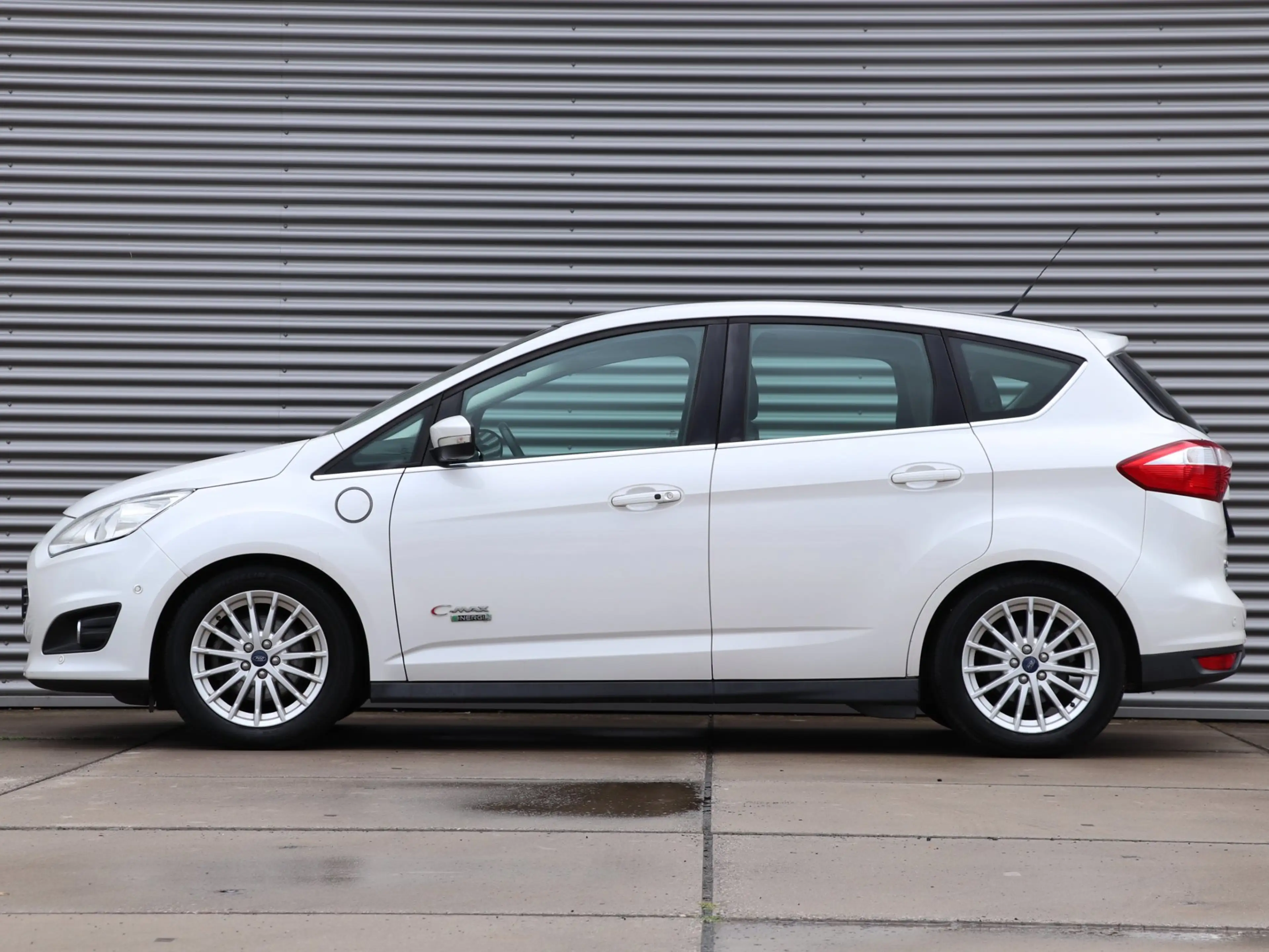 Ford C-Max 2.0 Plug-in Hybrid Titanium Plus *Panodak*Leder* — photo 4