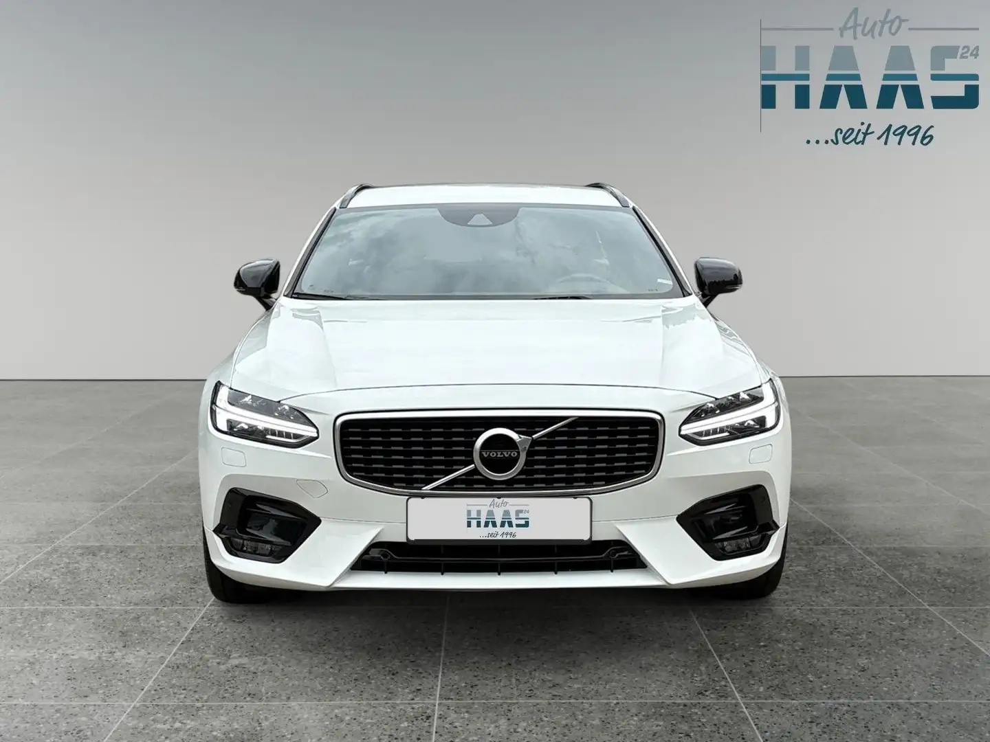 Volvo V90 Kombi R Design 2,0L AWD -AHK*NAVI*LEDER*MTRX Bílá - 2