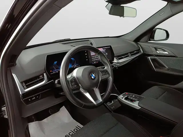 BMW X1 view 7
