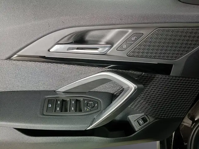 BMW X1 view 15