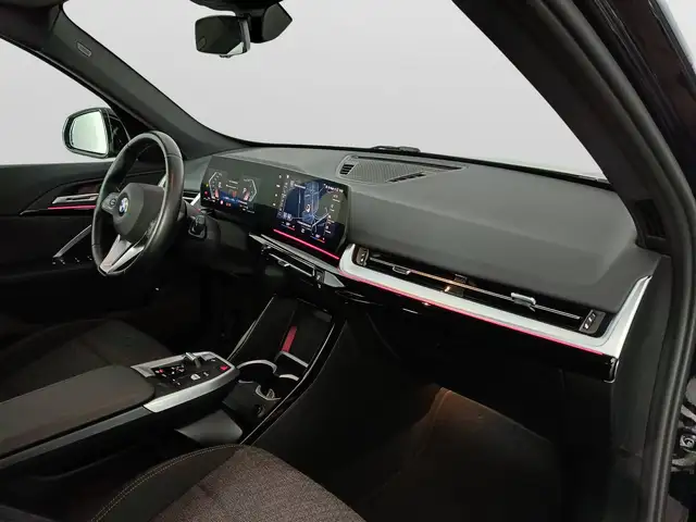 BMW X1 view 10