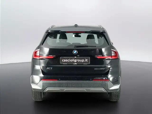 BMW X1 view 5