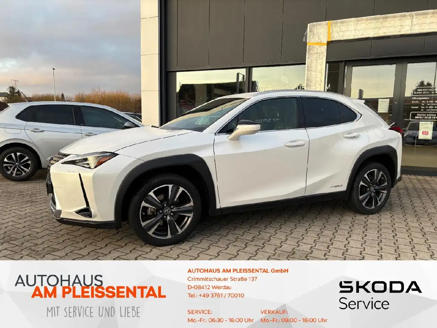 Lexus UX 250h UX 250 h *Kamera*Sitzh.*Klimaaut.*Digi.Tacho* Weiß - 1