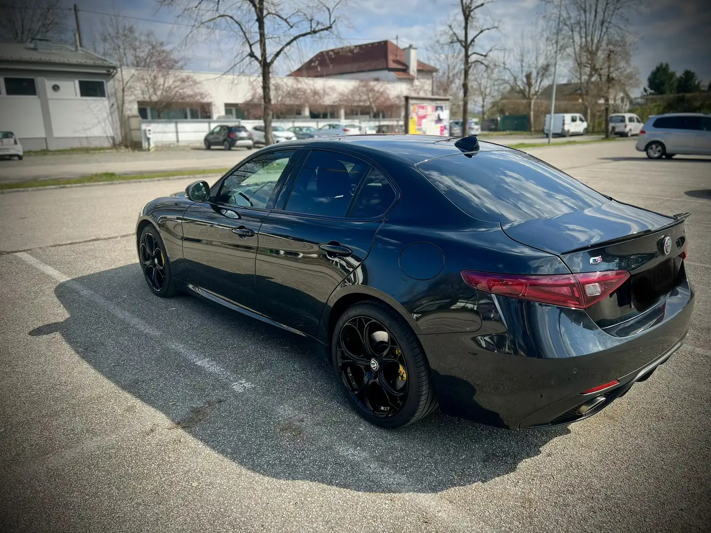 Alfa Romeo Giulia 2.2 Diesel 209ps Q4 AT8 Veloce - 2