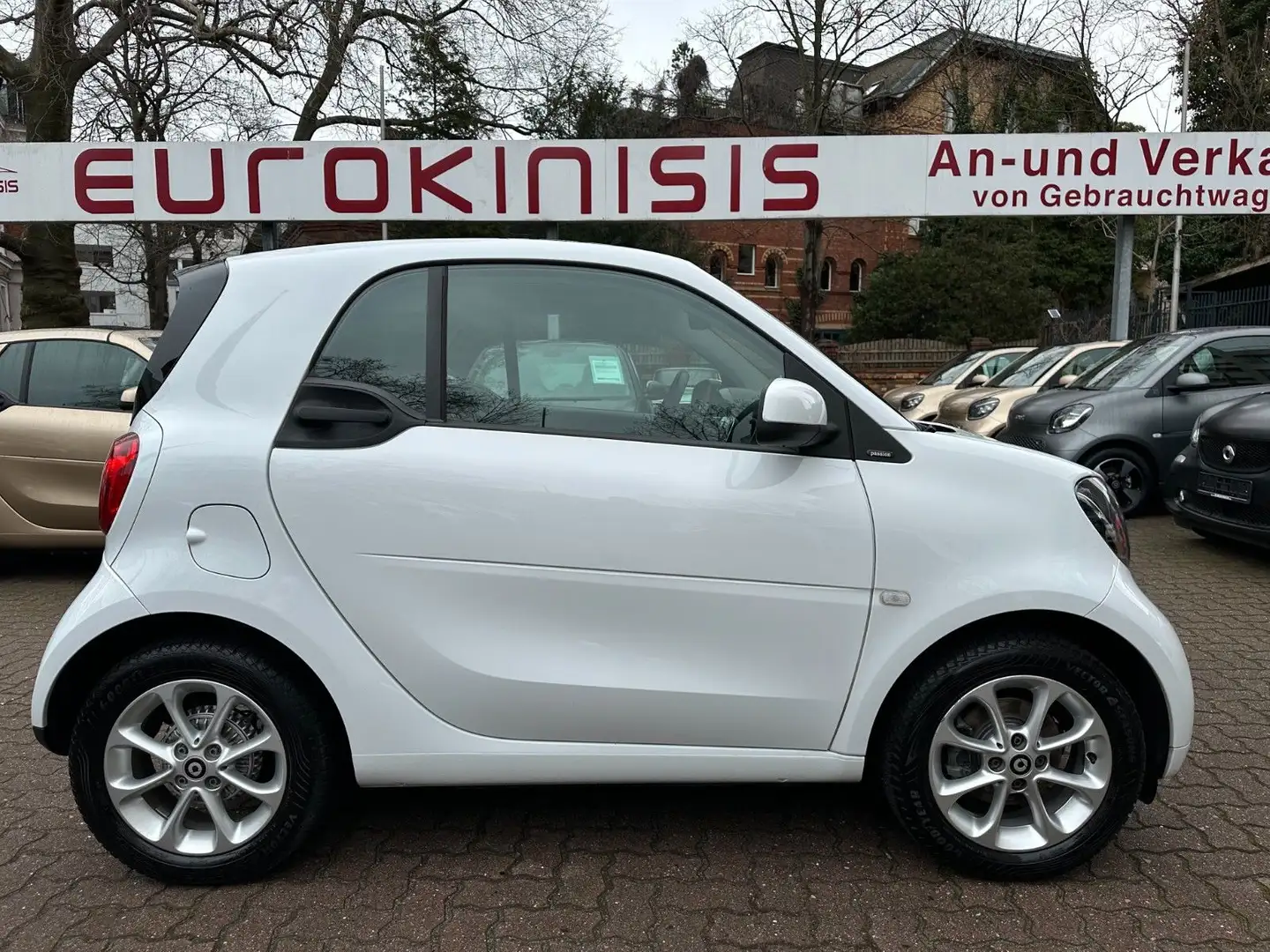 smart forTwo fortwo passion TWINAMIC*PANO*Cool & Audio*SHZ Weiß - 1