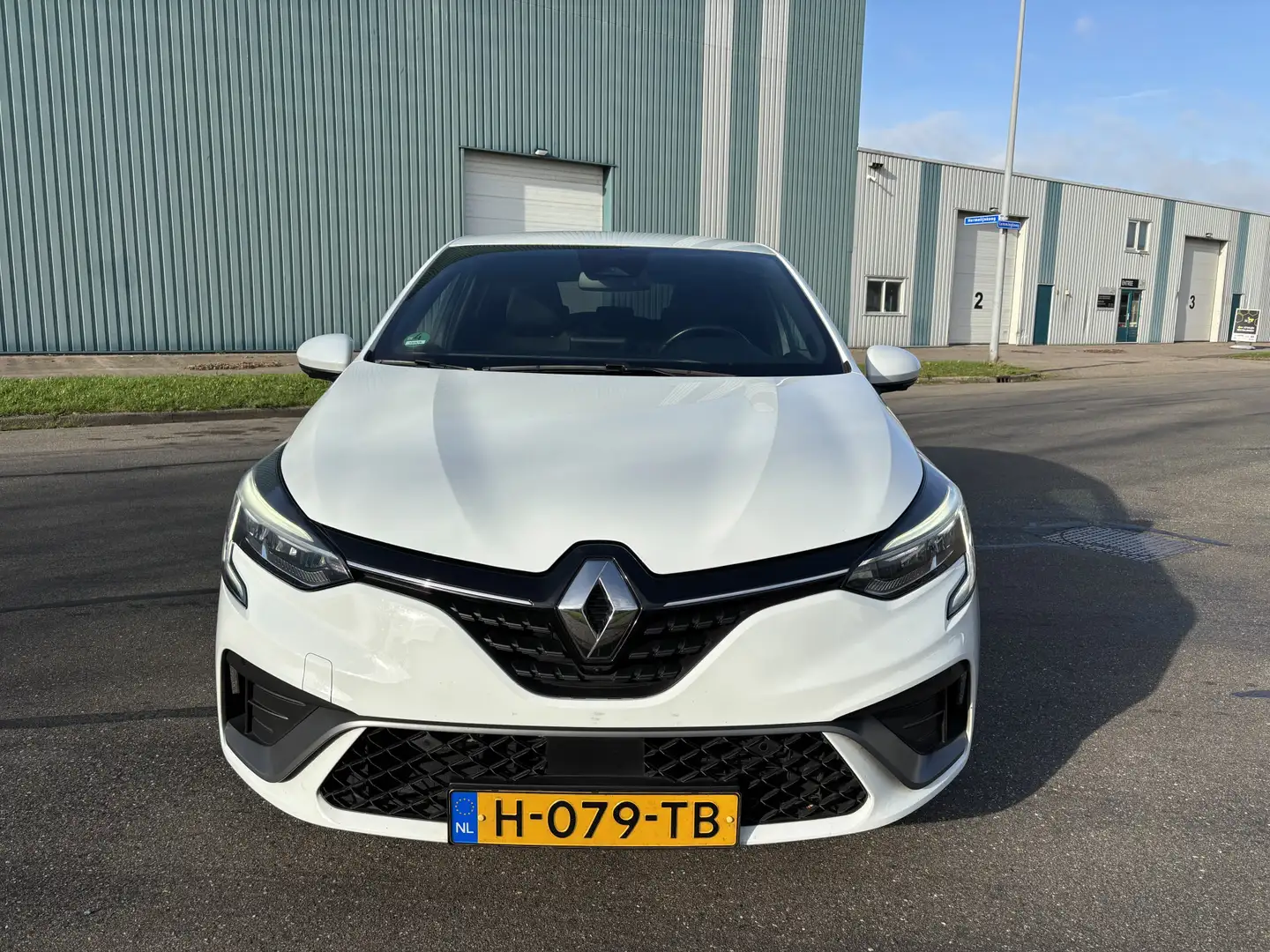 Renault Clio 1.3 TCe R.S. Line Automaat 5-Deurs 130 PK. Prachti Blanc - 2