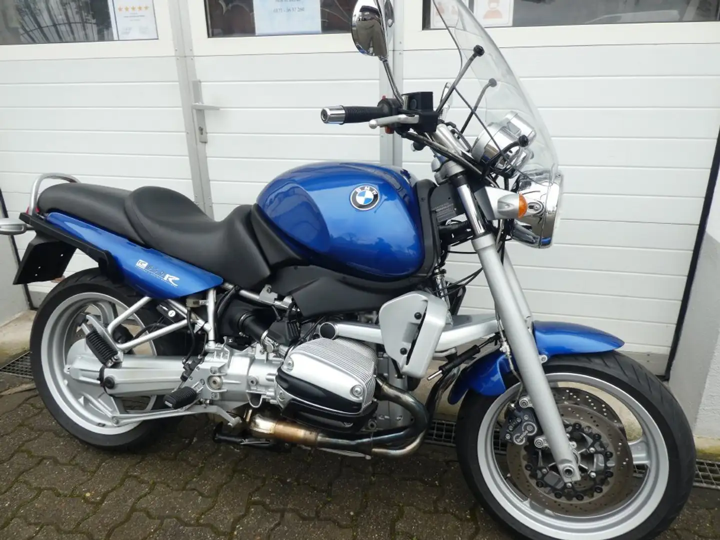 BMW R 850 R Naked Bike in Blau gebraucht in Mühlacker für € 2.990,-