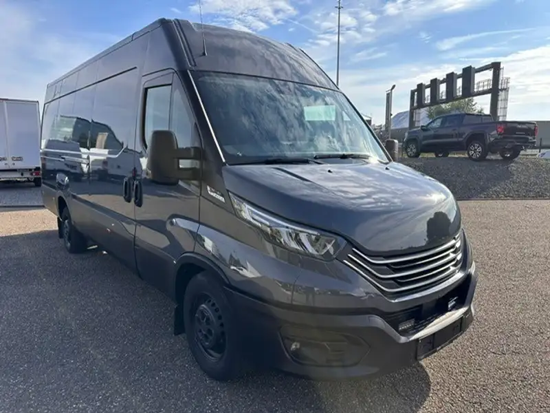 Iveco Daily Daily 35C18V 3.0 Turbo VGT Hi-Matic