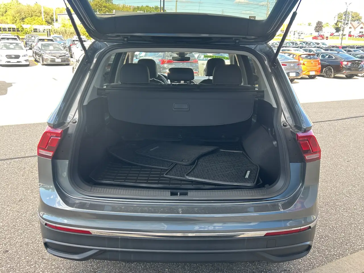 Volkswagen Tiguan снимка Volkswagen Tiguan