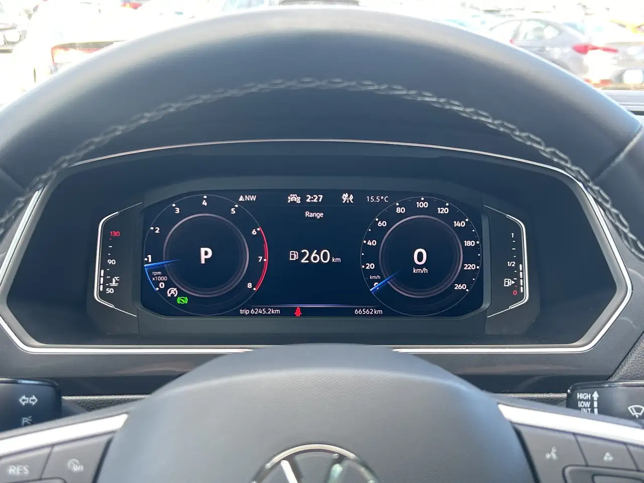 Volkswagen Tiguan снимка Volkswagen Tiguan