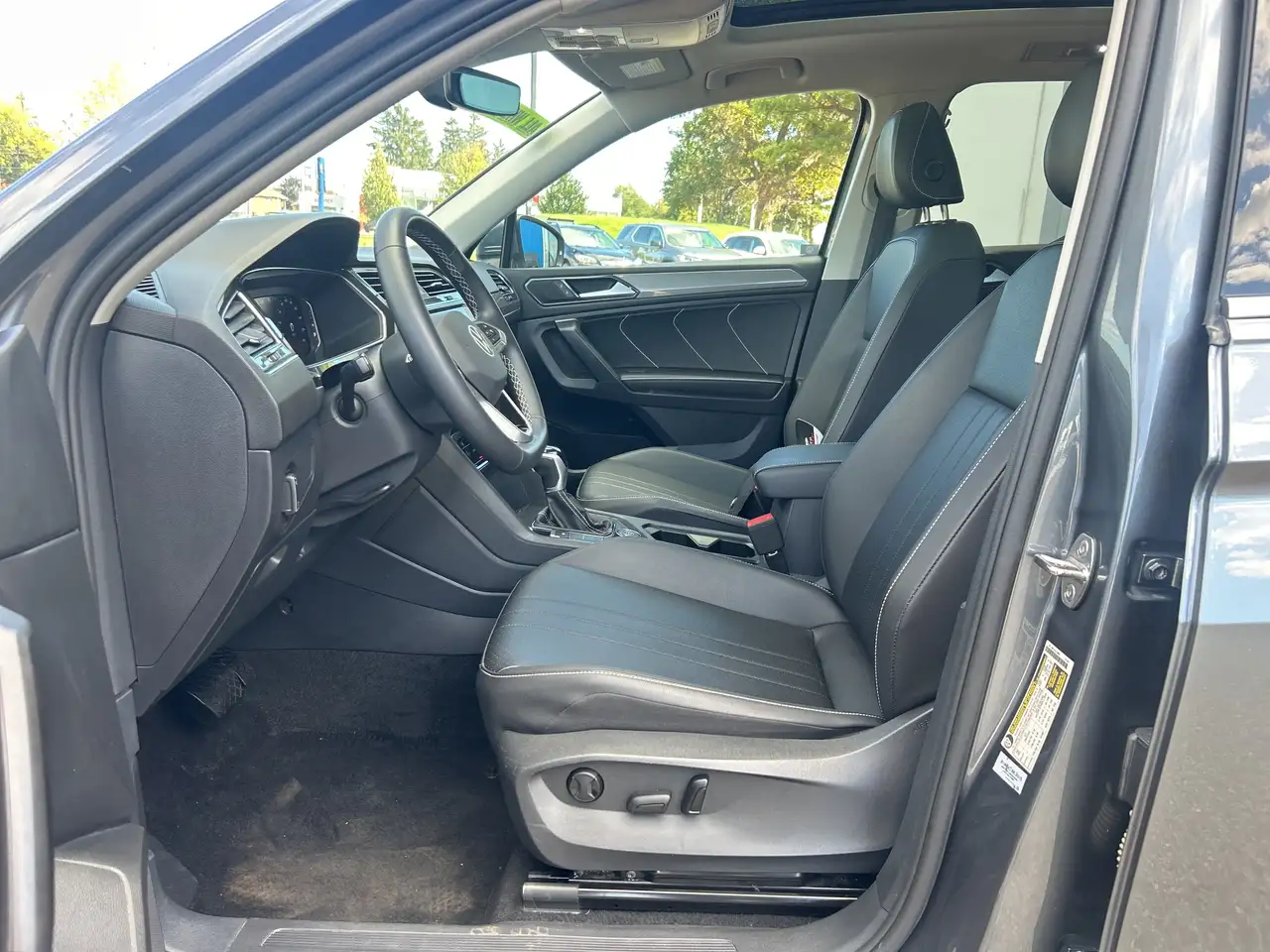 Volkswagen Tiguan снимка Volkswagen Tiguan