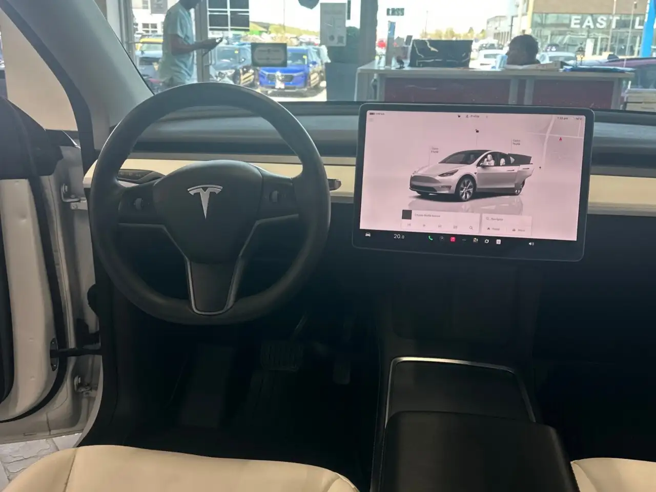 Tesla Model Y fotografie Tesla Model Y