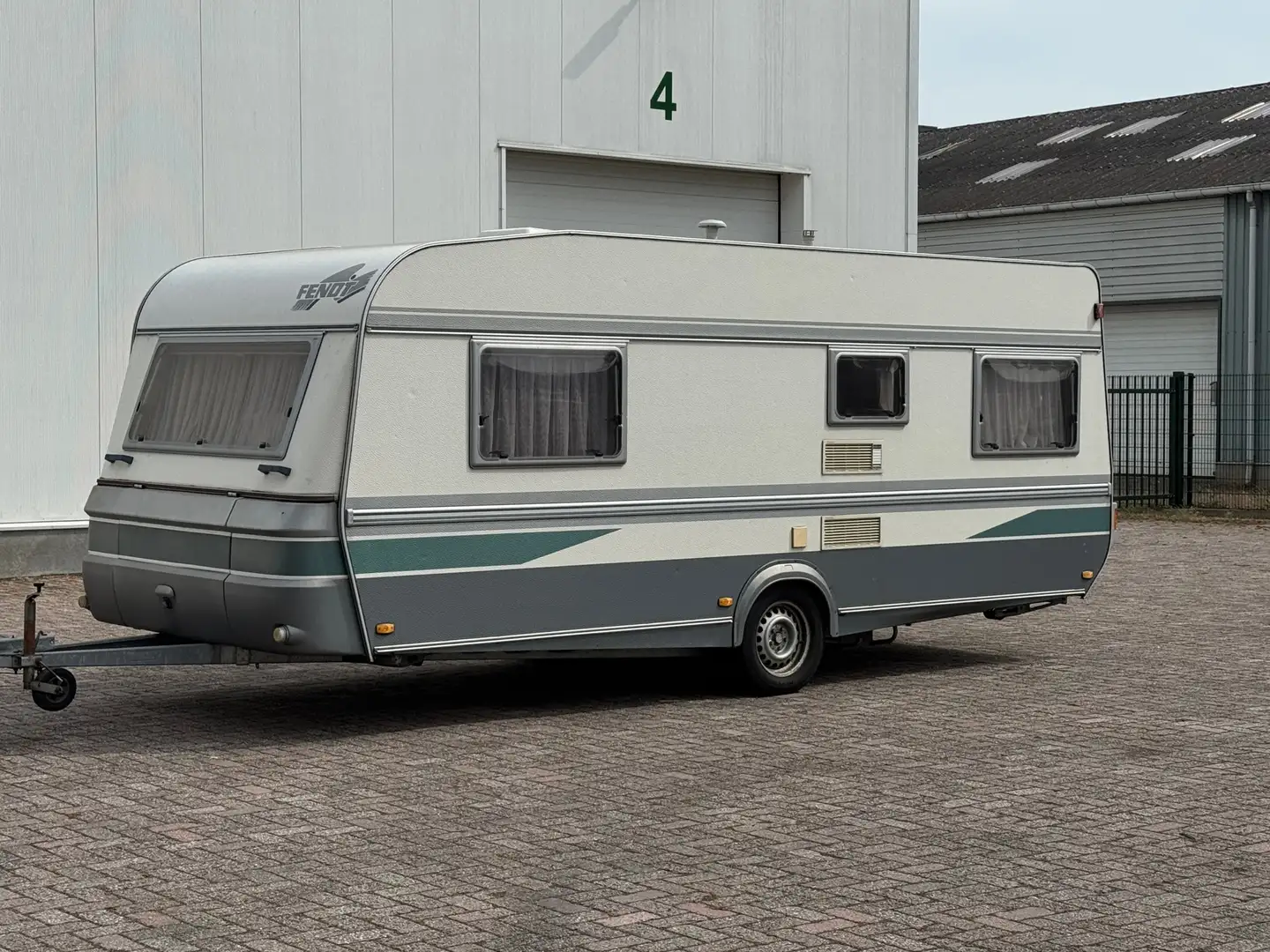 Fendt 535 D/2 KARAAT / Stapelbed / Voortent / Fiets Weiß - 1