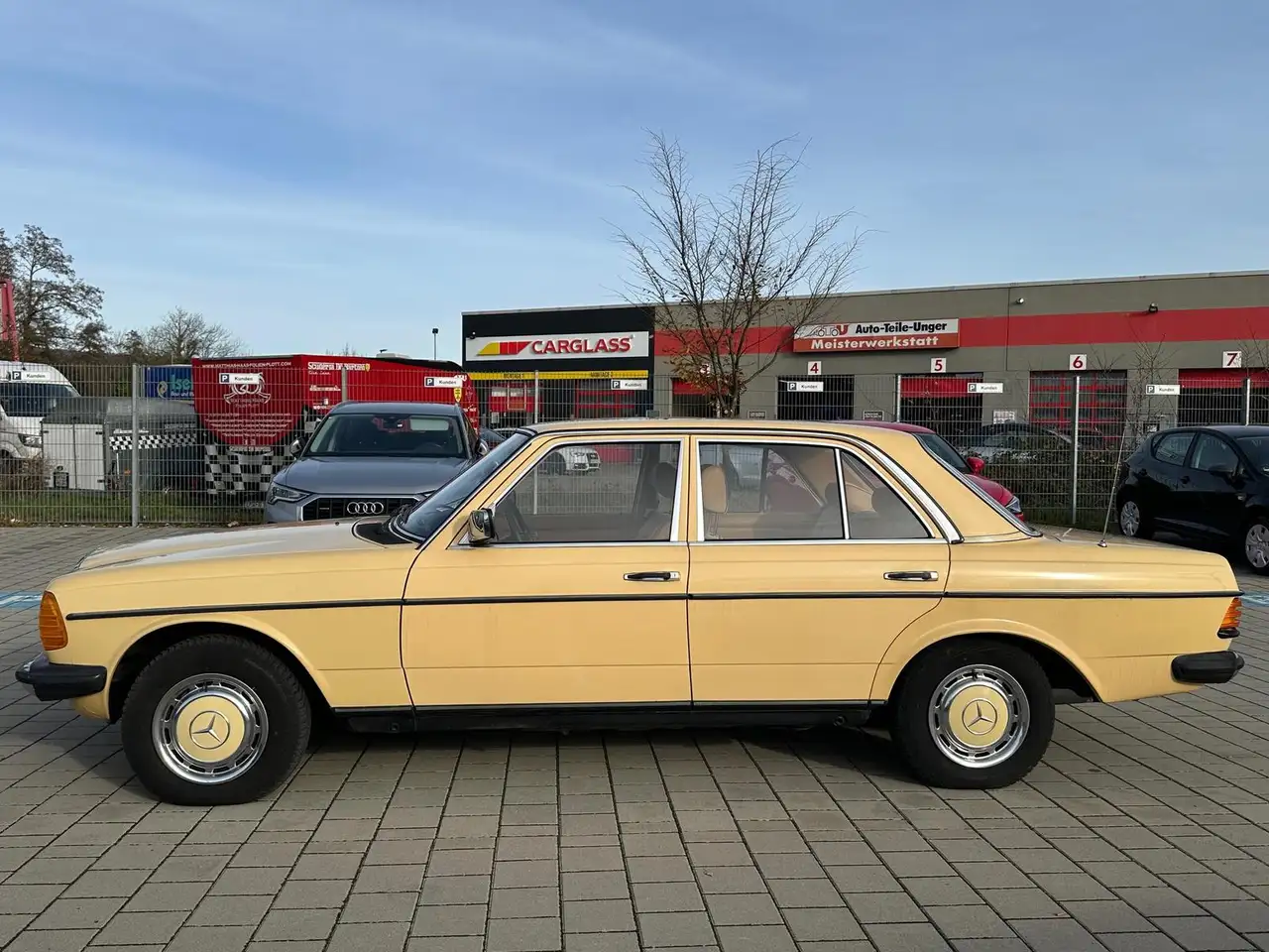 Mercedes-Benz 230 E W123 Autom* Schiebedach* 2. HD* H Kenzeich, foto 10