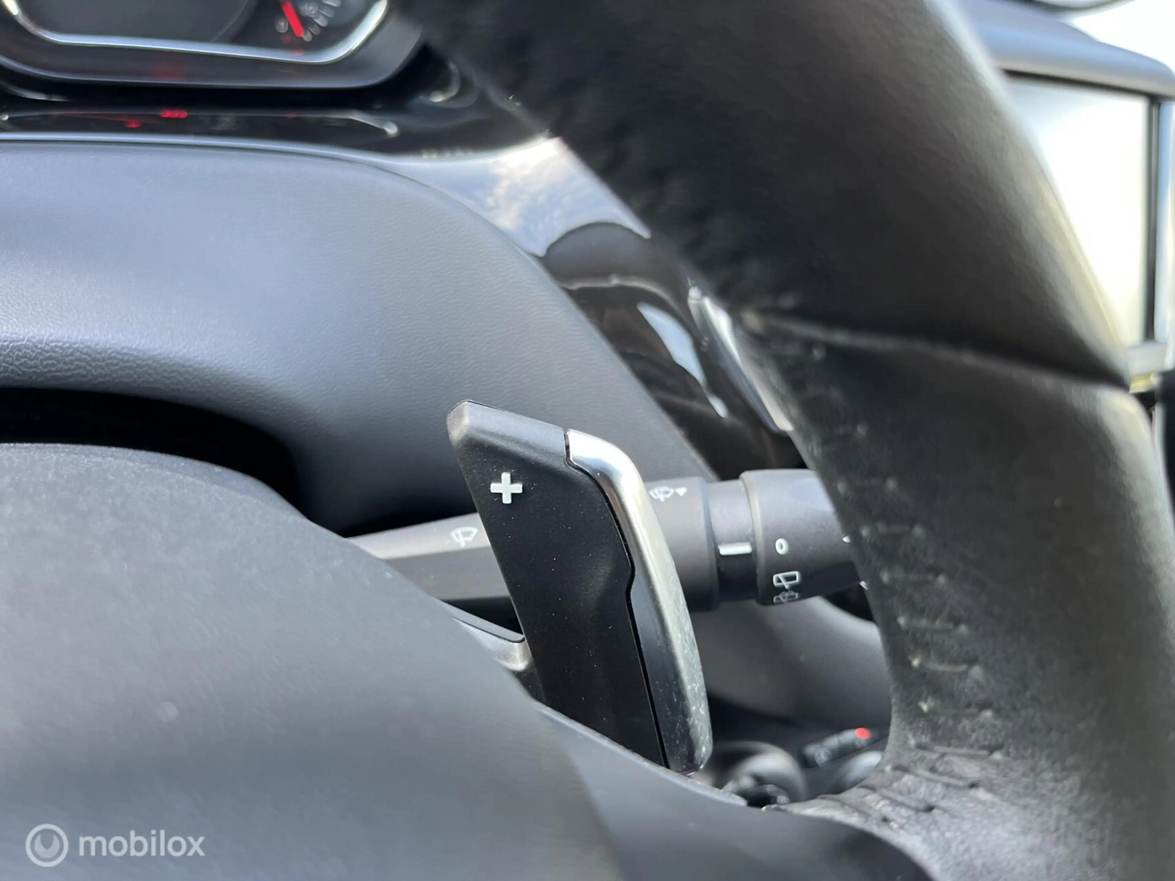 Peugeot 208 1.2 e-VTi Blue Lease Automaat|Cruise|Parkeersensor — photo 16