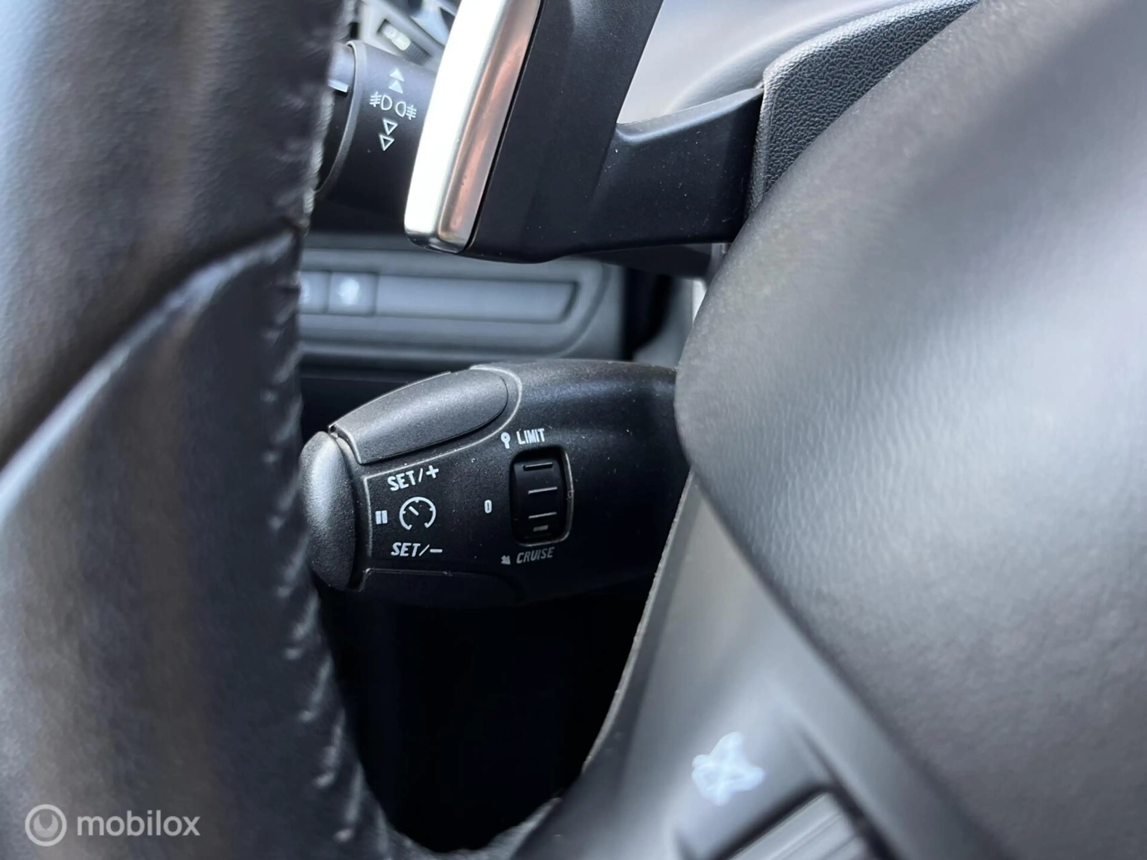 Peugeot 208 1.2 e-VTi Blue Lease Automaat|Cruise|Parkeersensor — photo 17
