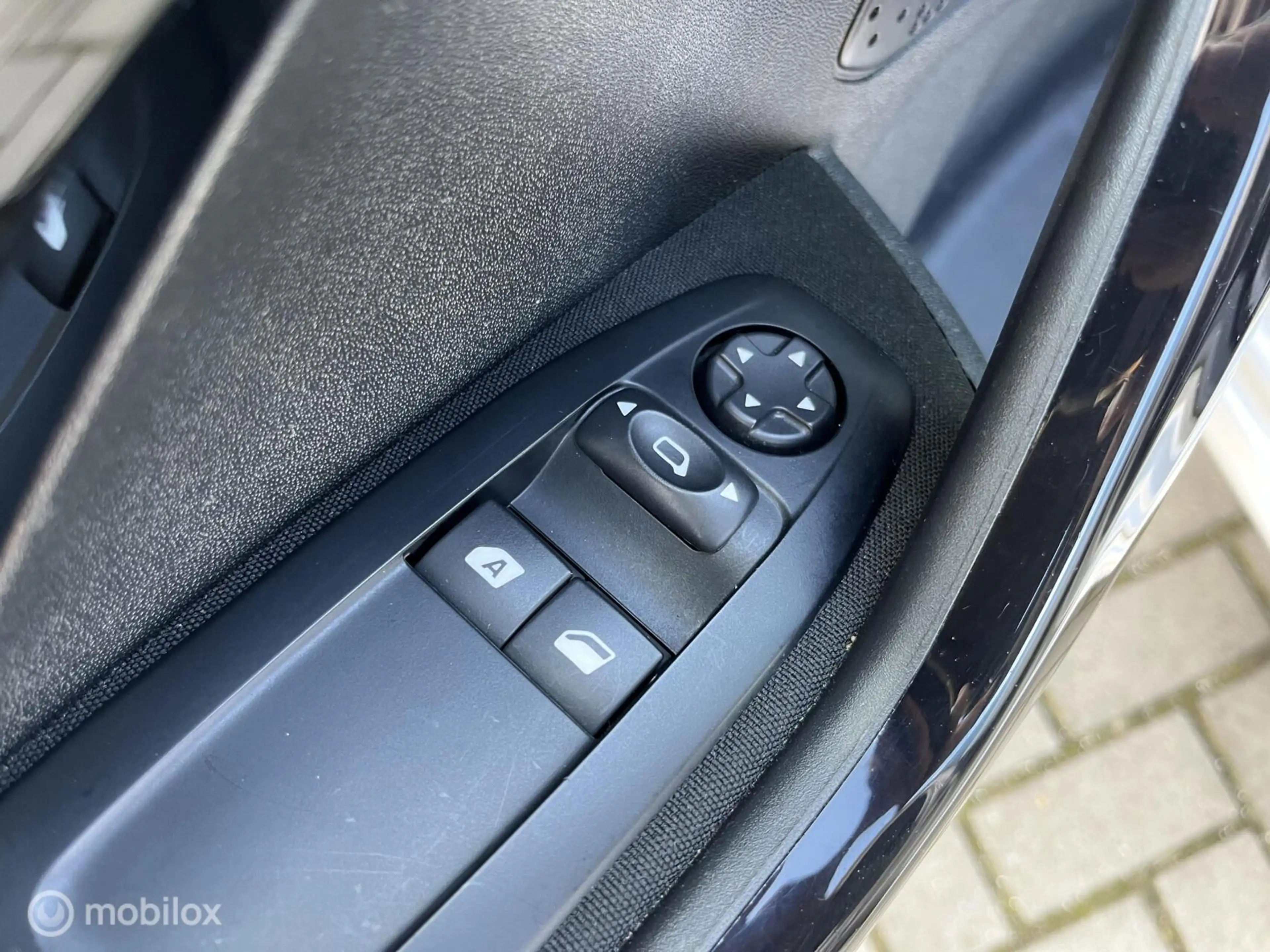 Peugeot 208 1.2 e-VTi Blue Lease Automaat|Cruise|Parkeersensor — photo 9