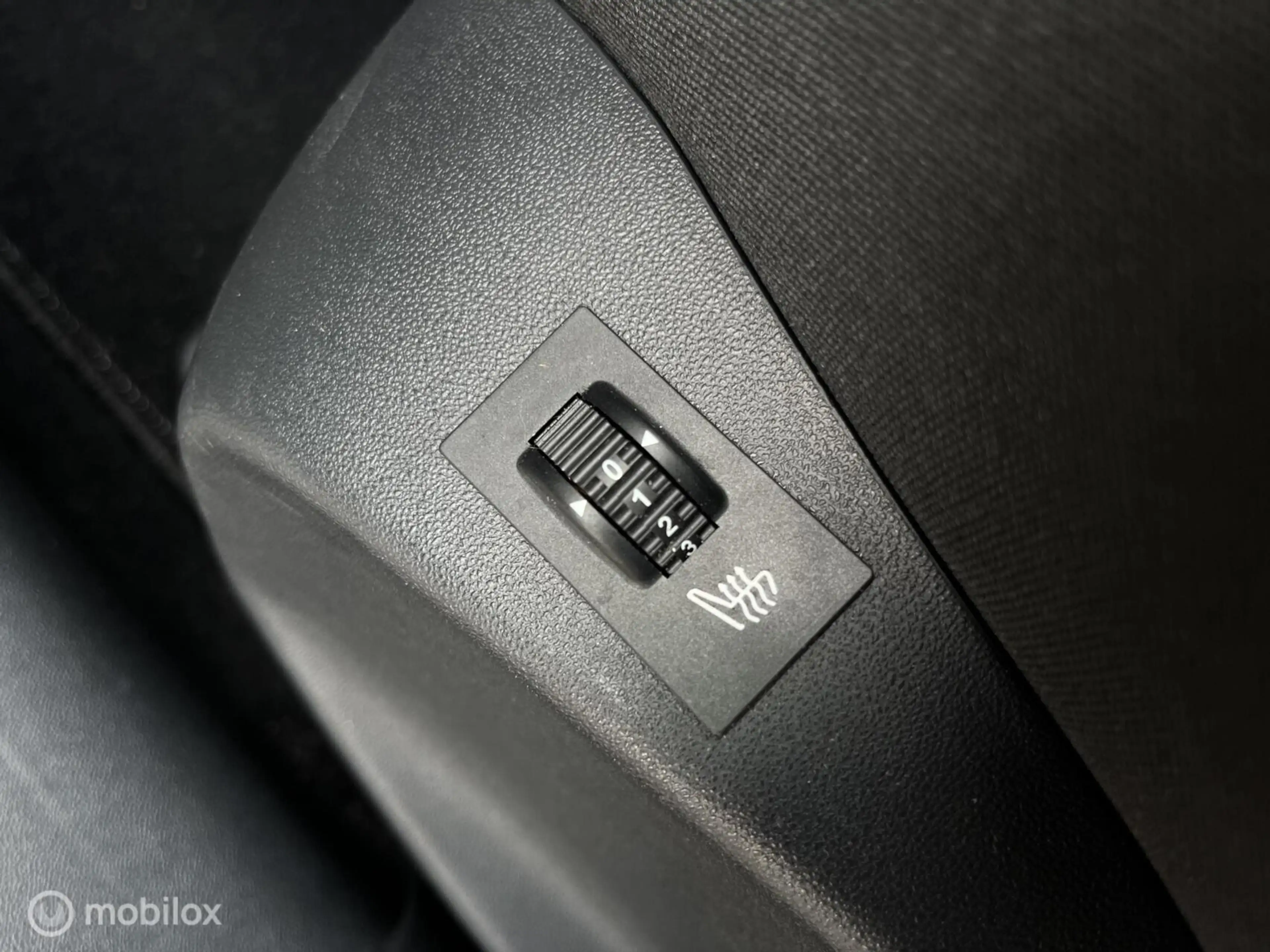 Peugeot 208 1.2 e-VTi Blue Lease Automaat|Cruise|Parkeersensor — photo 7