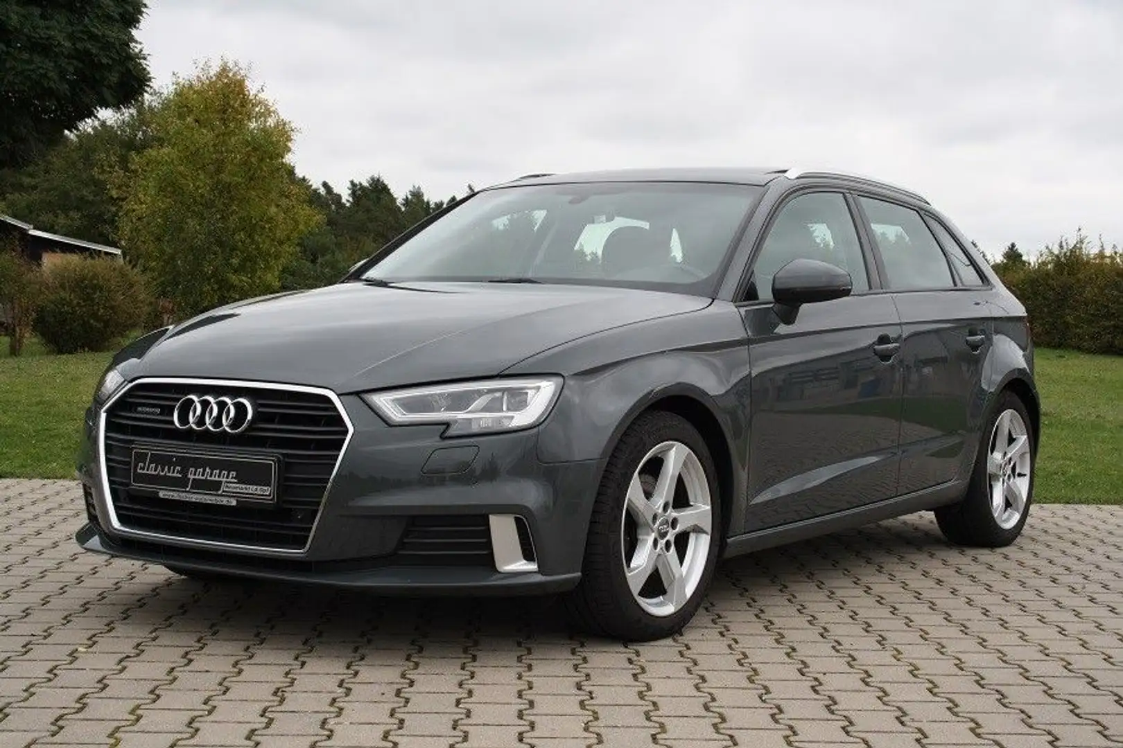Audi A3 Sportback quattro Sport TDI *Virtual*LED*DAB Grau - 1