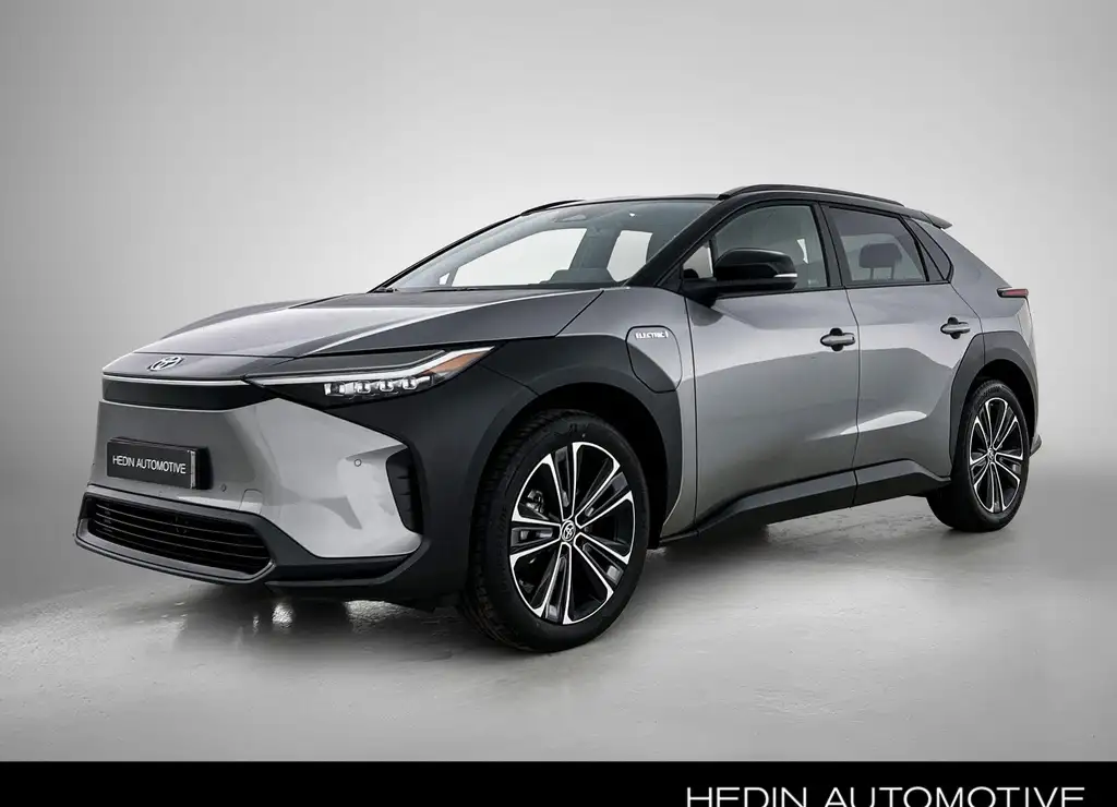Toyota bZ4X 2024 из Европы — купить под ключ