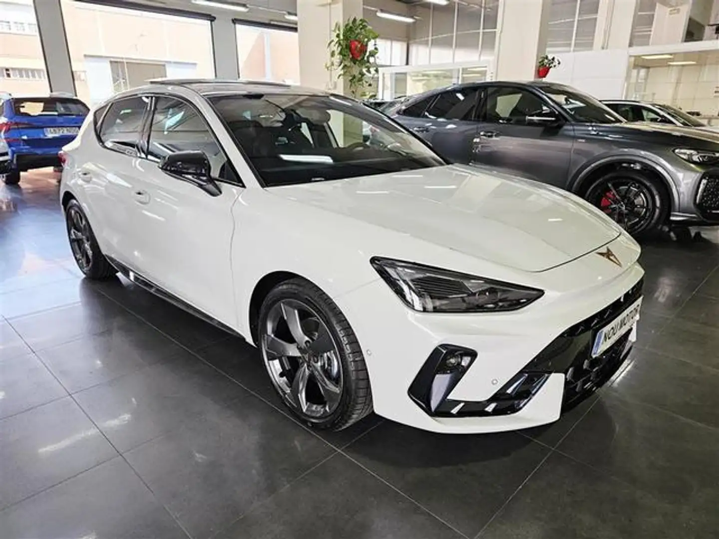 CUPRA Leon 1.5 eTSI 110 DSG Blanco - 2