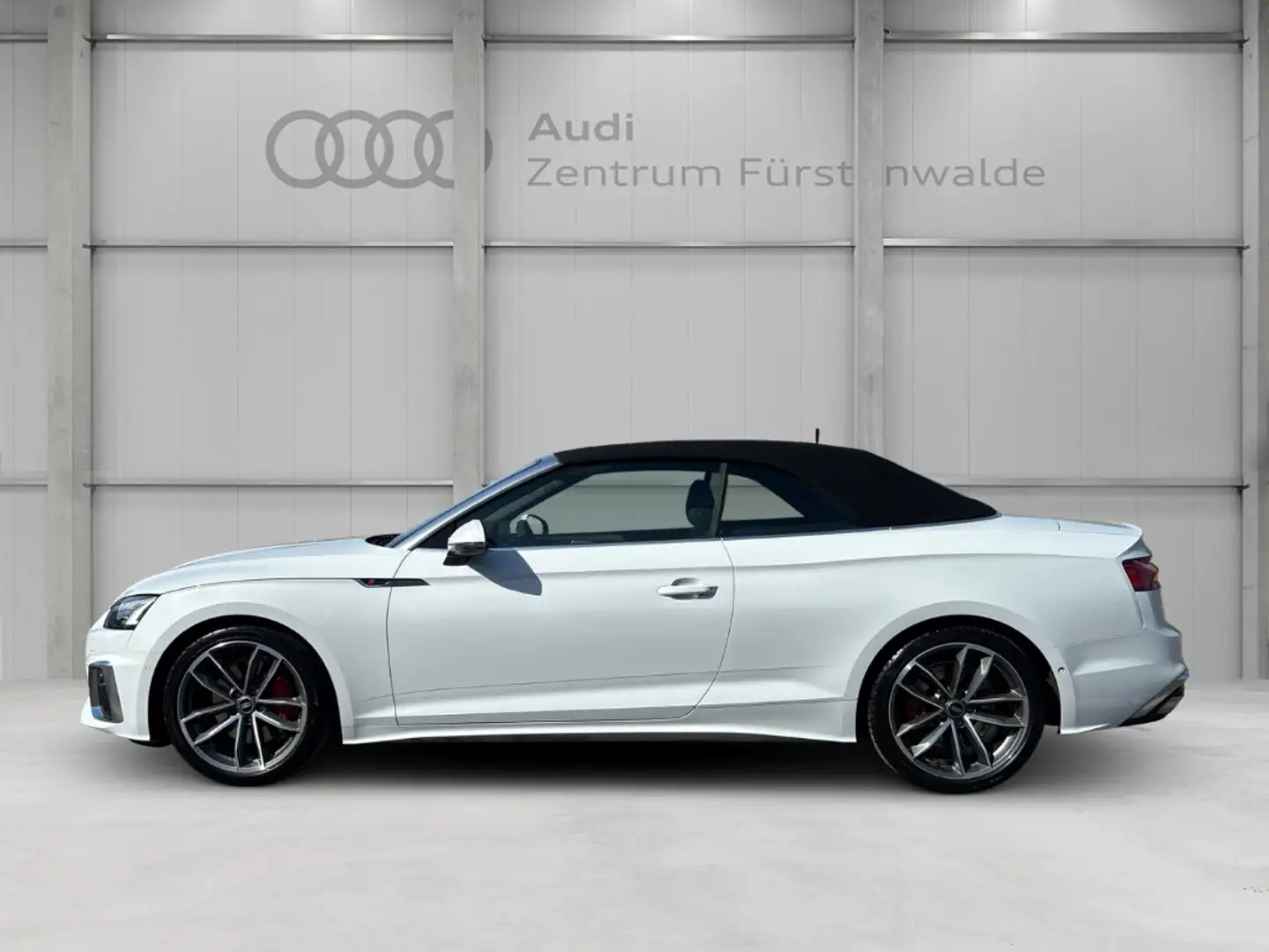 Audi A5 Cabriolet 45 TFSI quattro S tronic S line El. Verd Weiß - 2