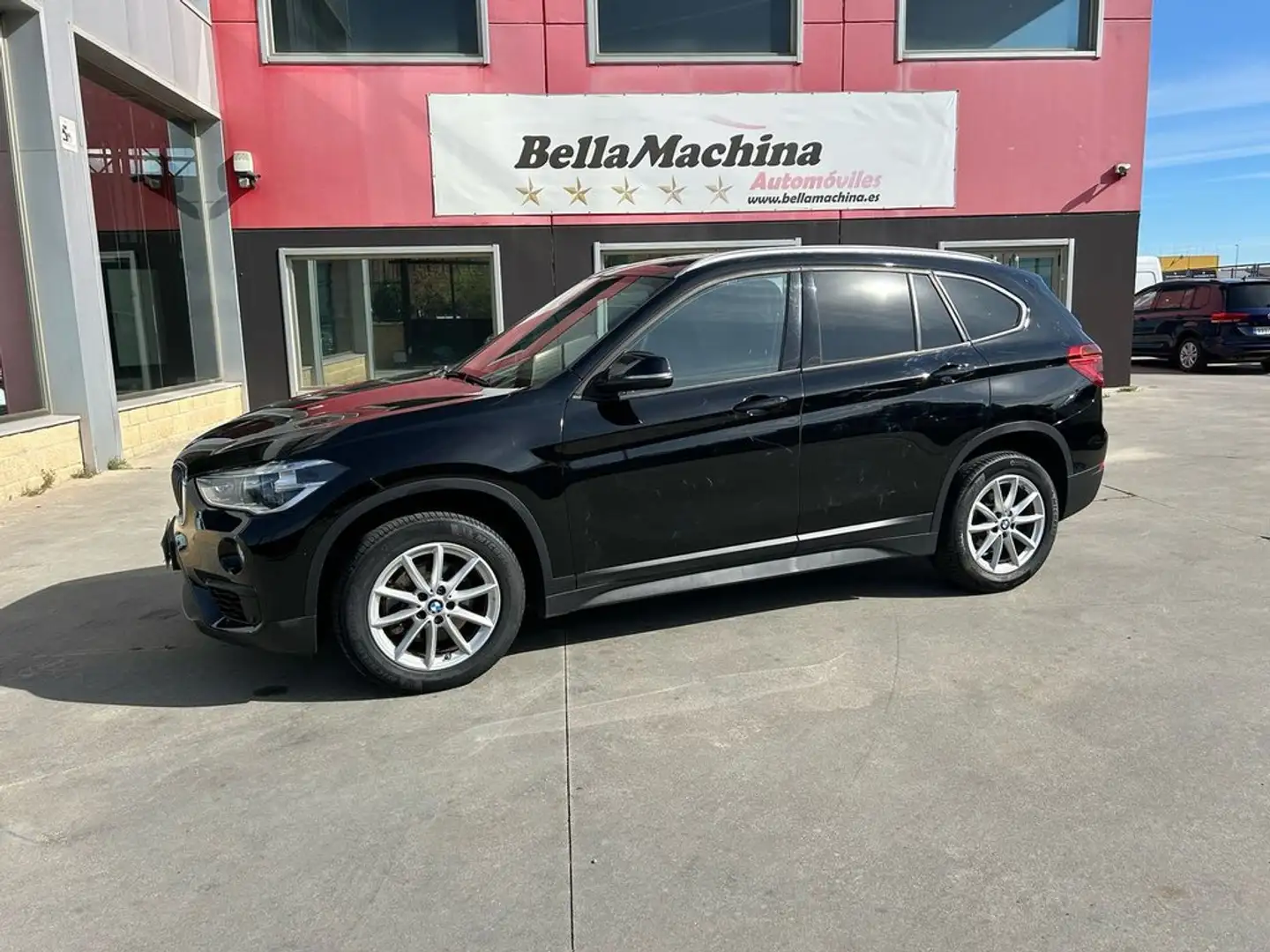 BMW X1 sDrive18d Amarillo - 2