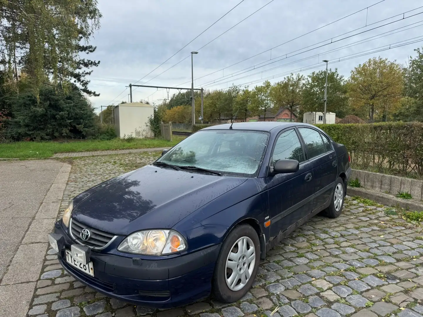 Toyota Avensis 1.6i VVT-i 16v Linea Natura - 1