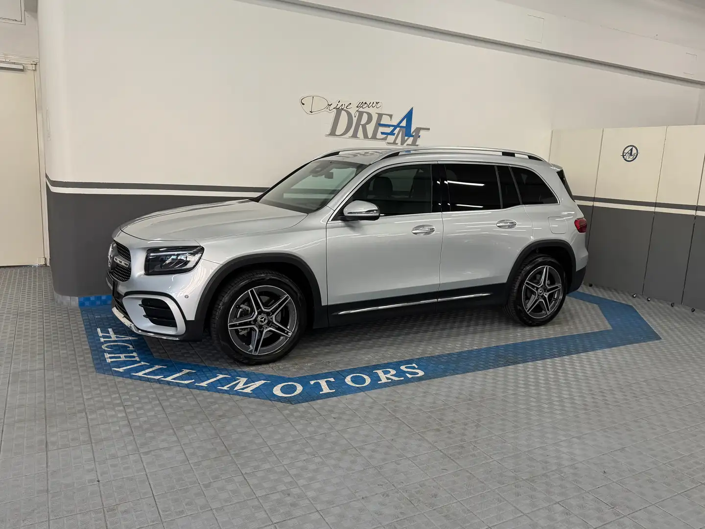 Mercedes-Benz GLB 200 d AMG Line Premium Plus 4matic auto 7p. 150cv full Argento - 1