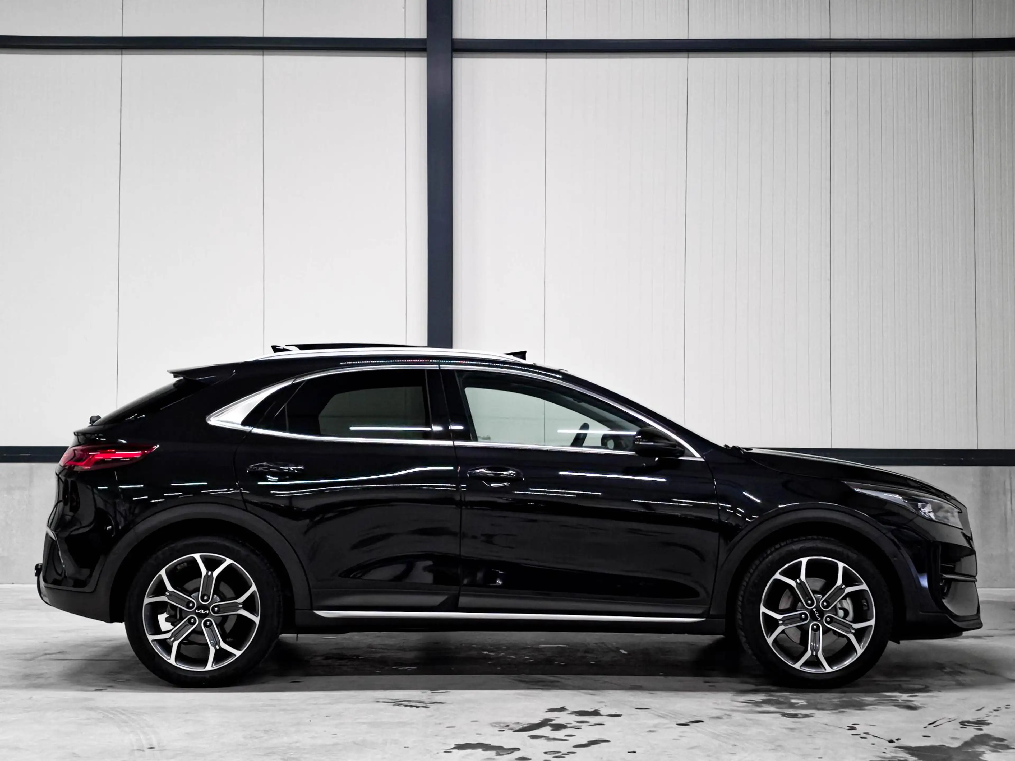 Kia XCeed 1.6 GDi PHEV Platinum | Trekhaak | Panoramadak | L — photo 4