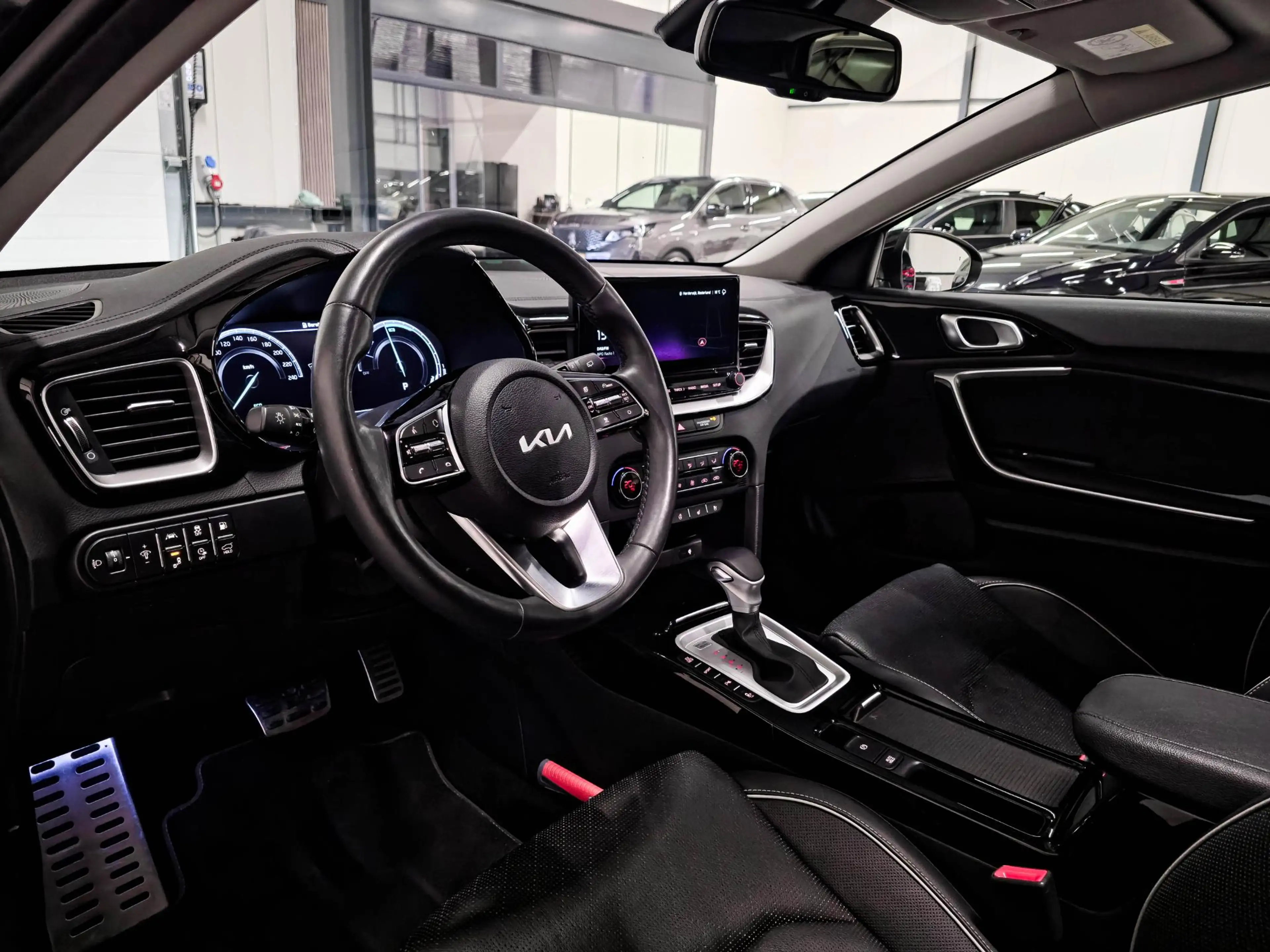 Kia XCeed 1.6 GDi PHEV Platinum | Trekhaak | Panoramadak | L — photo 5