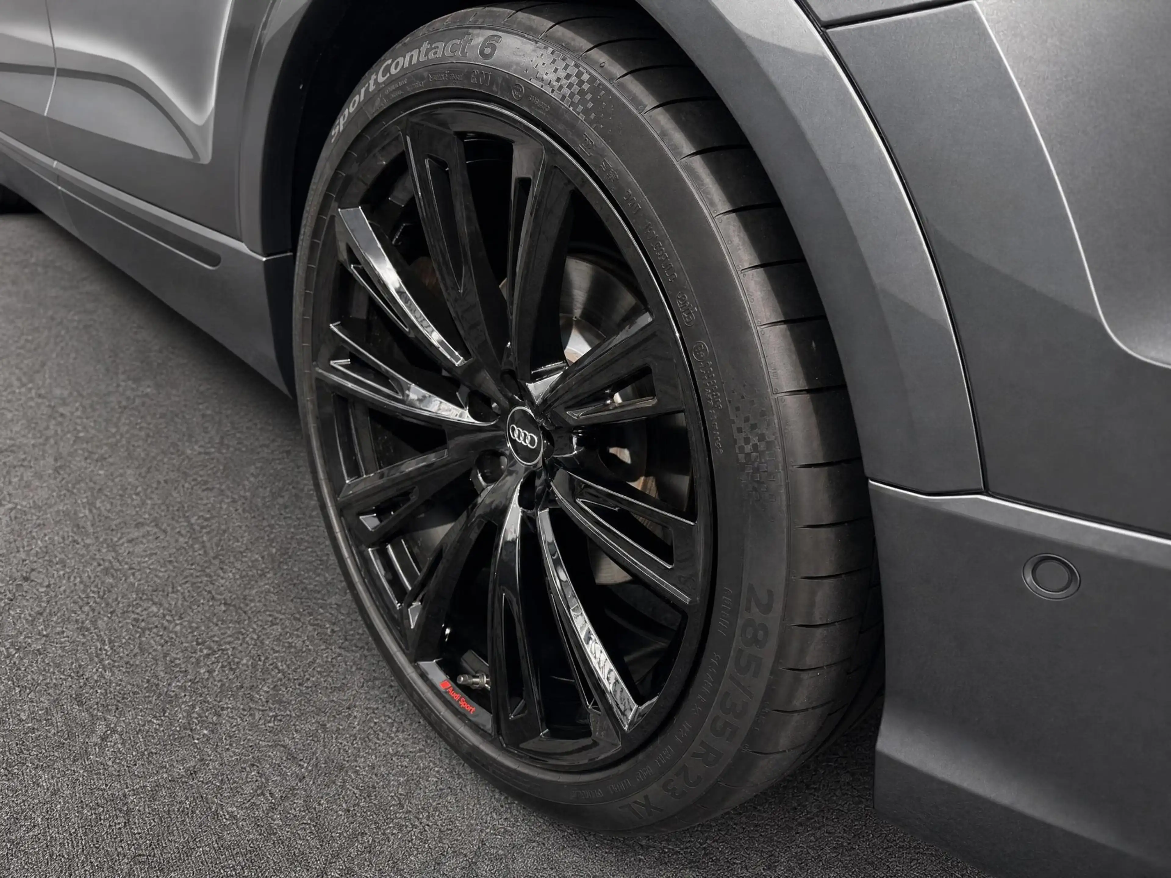 Audi Q8 55 TFSIe 381pk Tiptronic Quattro Pro Line S · Pano — photo 10