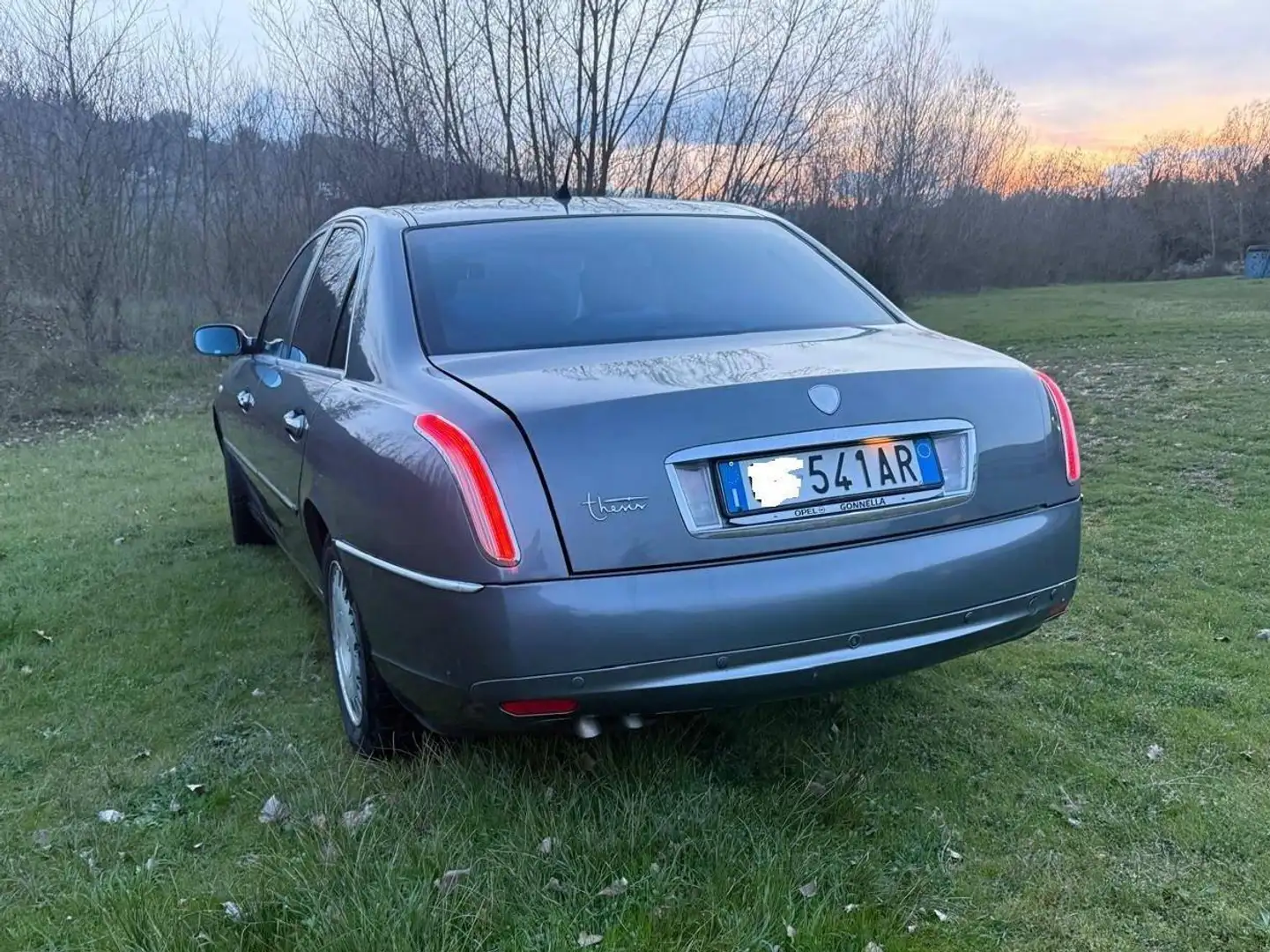 Lancia Thesis turbo 20 v Silber - 1