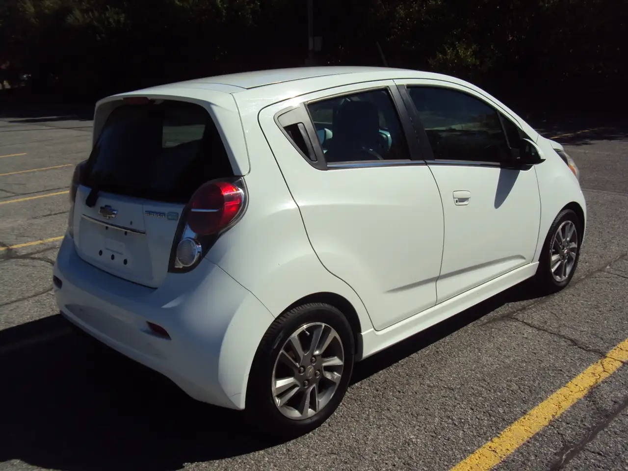 Chevrolet Spark EV снимка Chevrolet Spark EV
