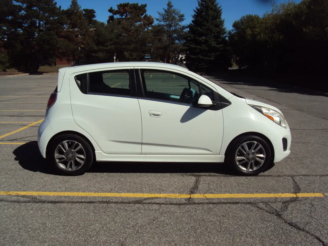 Chevrolet Spark EV снимка Chevrolet Spark EV
