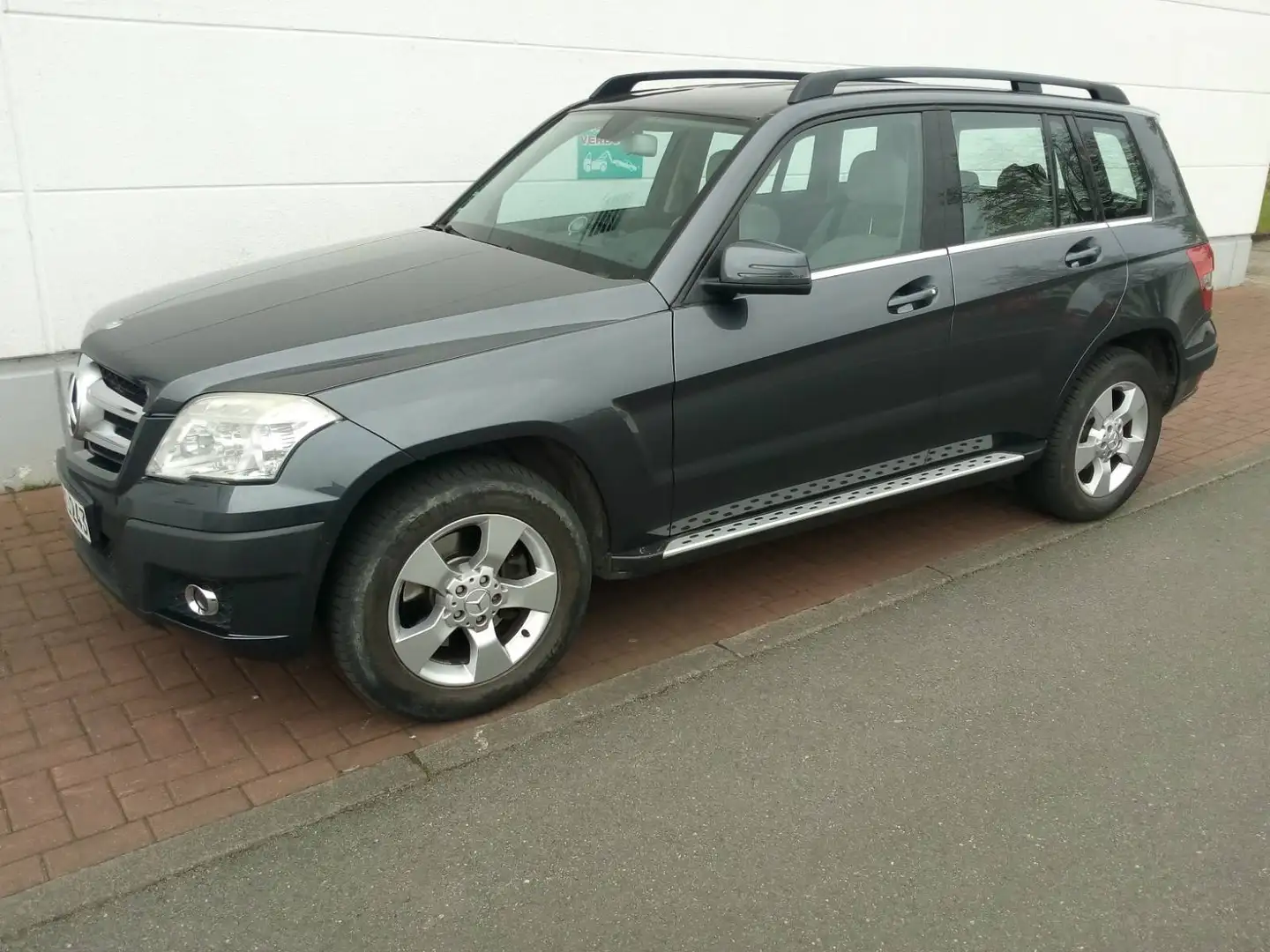 Mercedes-Benz GLK 320 GLK 320 CDI DPF 4Matic 7G-TRONIC Edition 1 Grau - 1