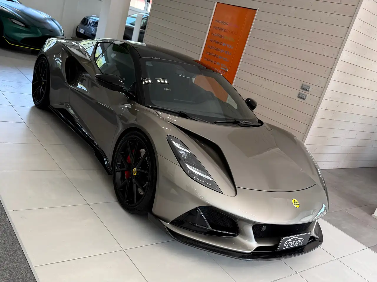 Lotus Emira 2024