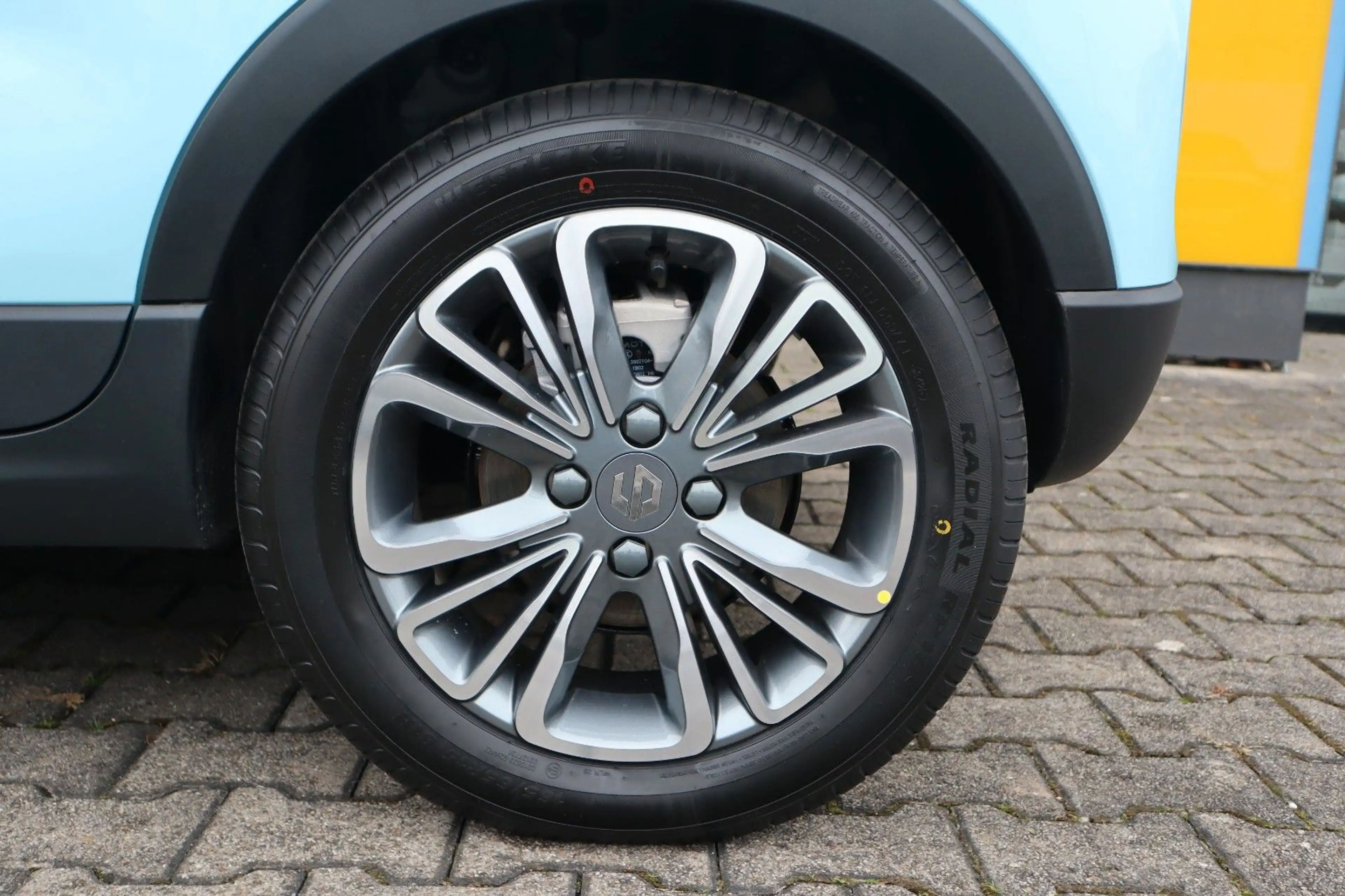Leapmotor T03 Design — photo 3