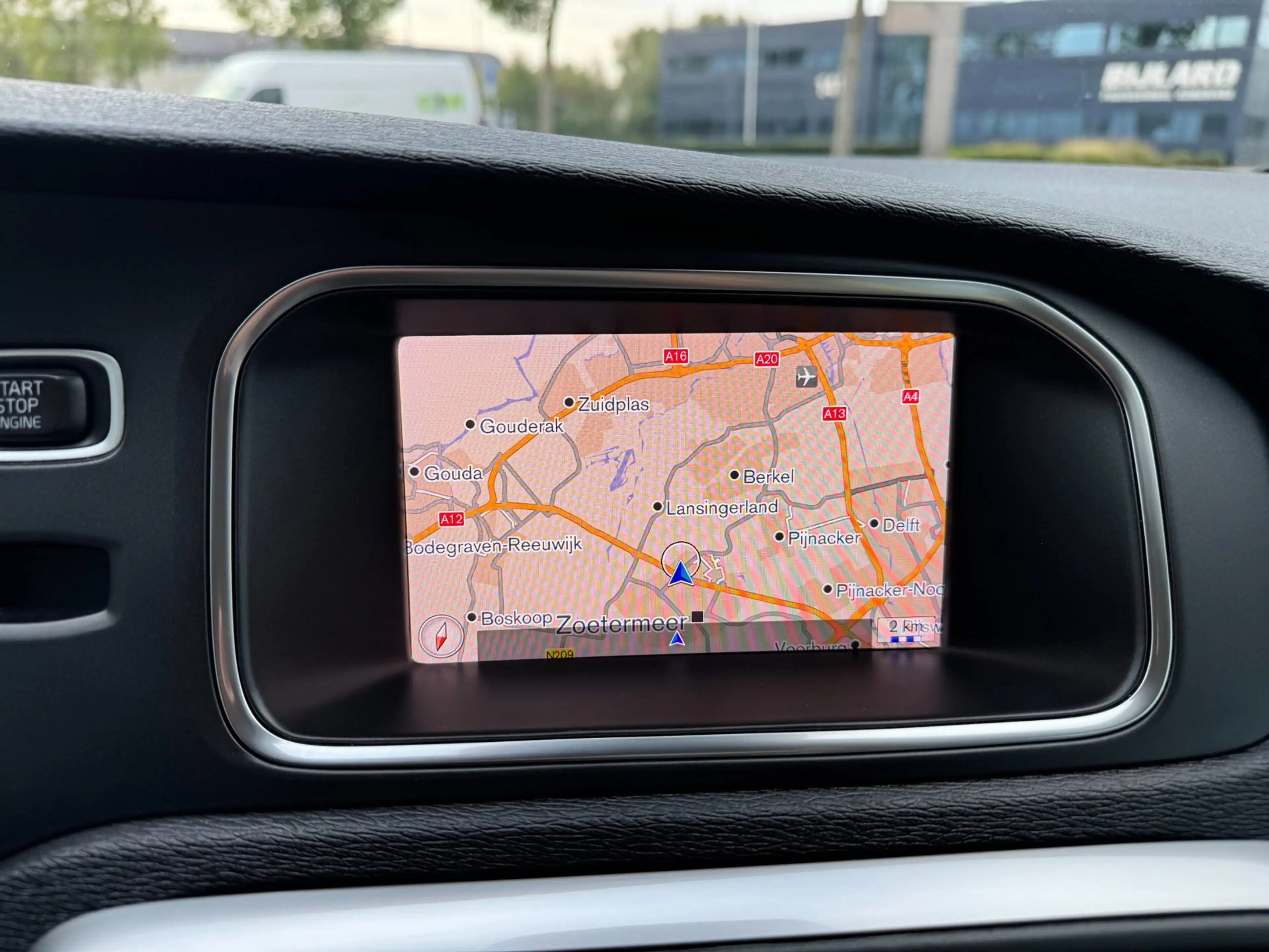 Volvo V40 Cross Country 1.5 T3 Nordic+ AUTOMAAT!! — photo 12
