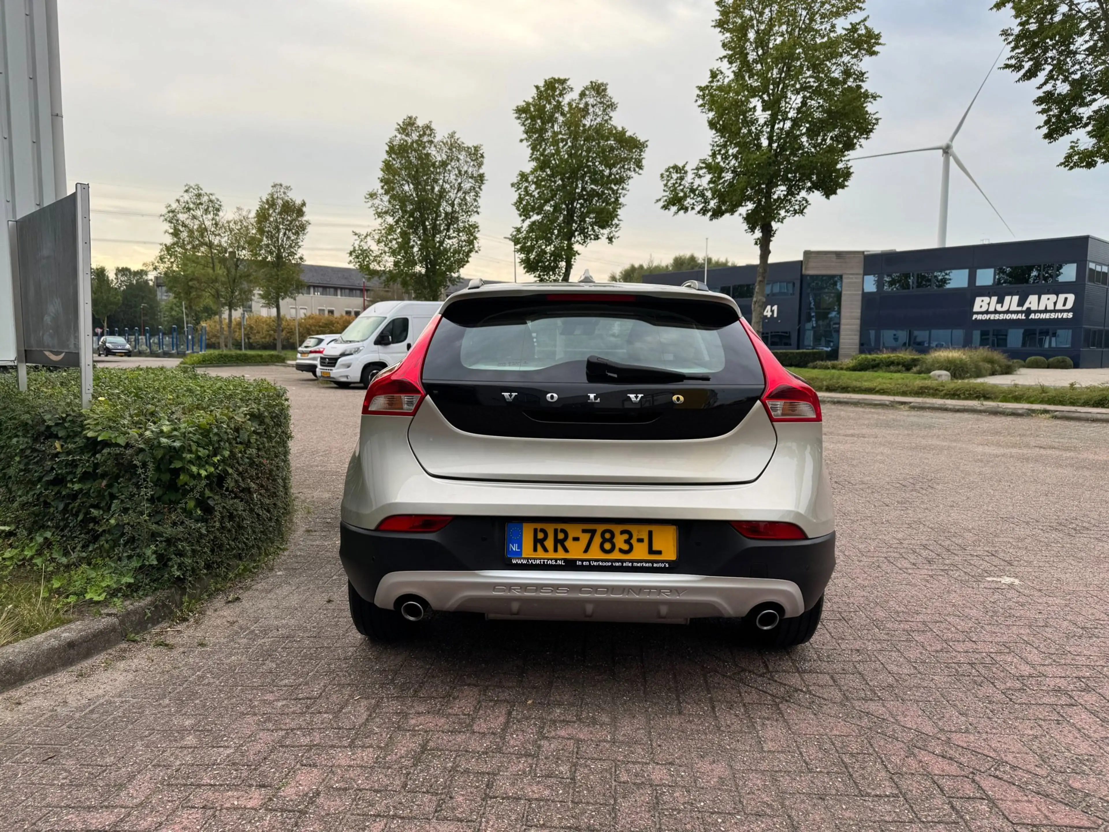 Volvo V40 Cross Country 1.5 T3 Nordic+ AUTOMAAT!! — photo 3
