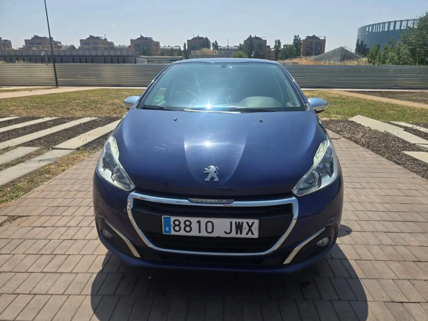 Peugeot 208 1.2 PureTech Allure 82 Azul - 2