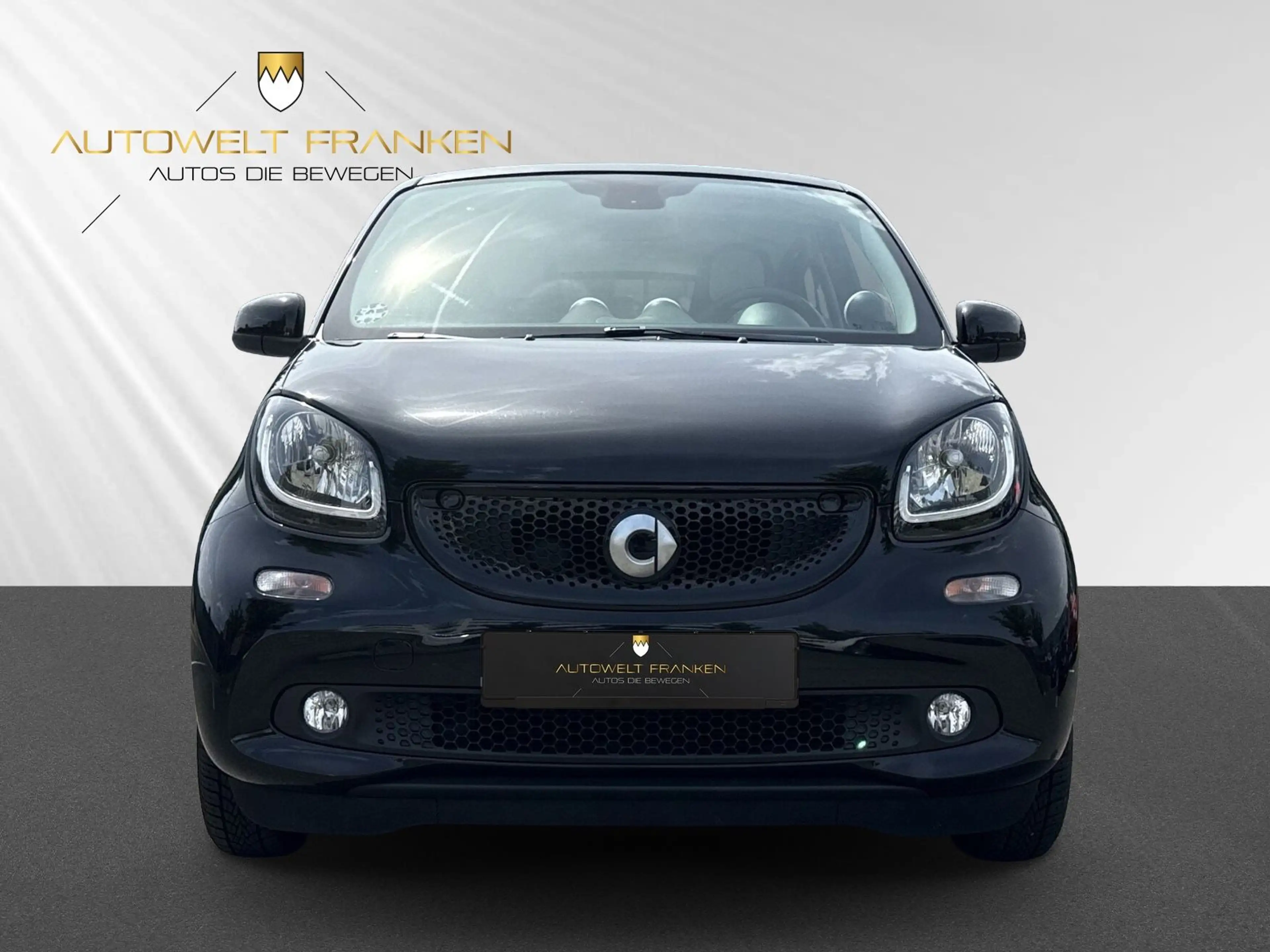 smart forFour *FALTDACH*NAVI*PDC*TEMPO*SHZ* — photo 2